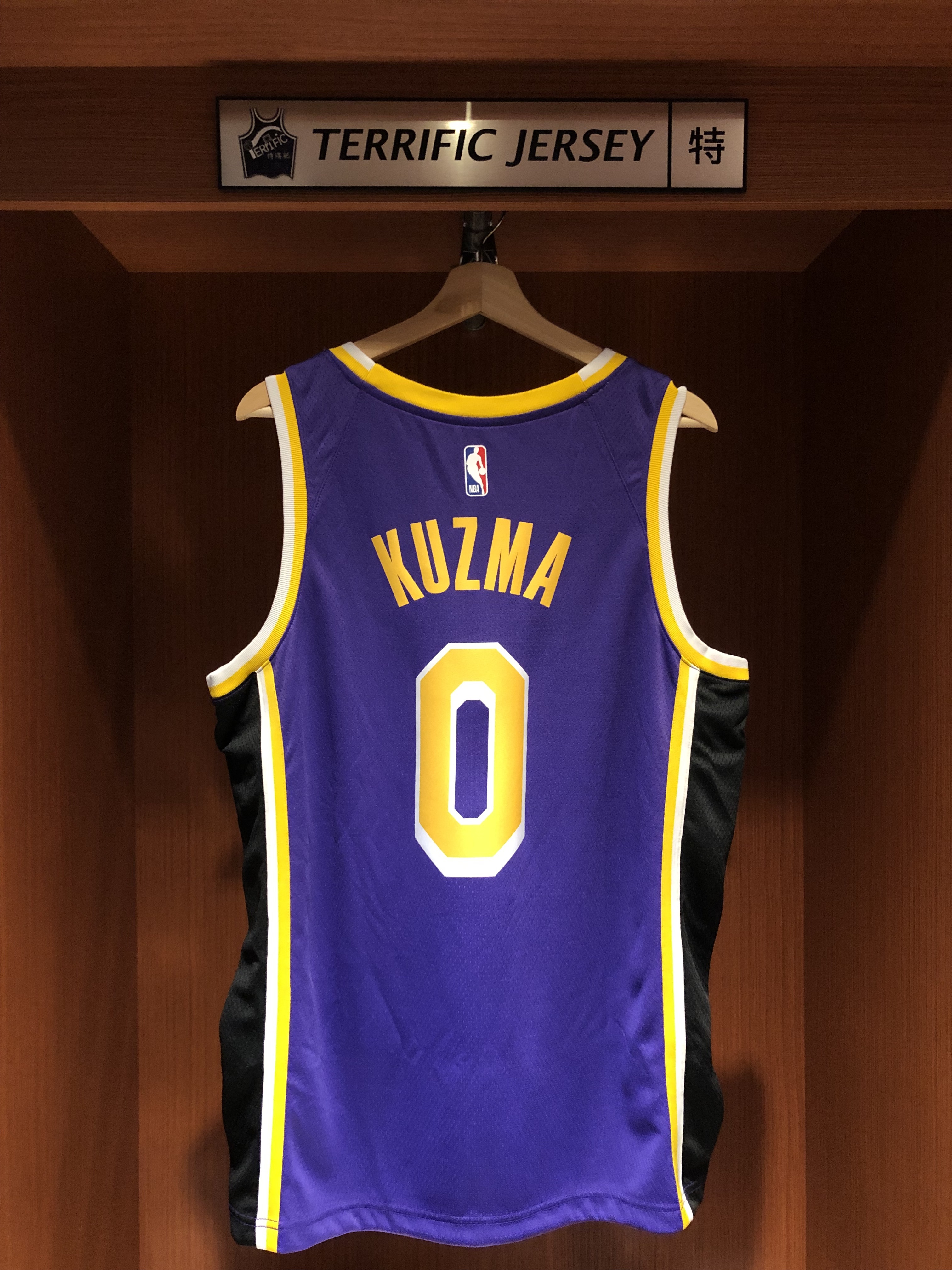 NBA球衣 Kyle Kuzma 洛杉磯湖人紫 Statement Nike Swingman 球迷版 熱轉印 含贊助商標 全新