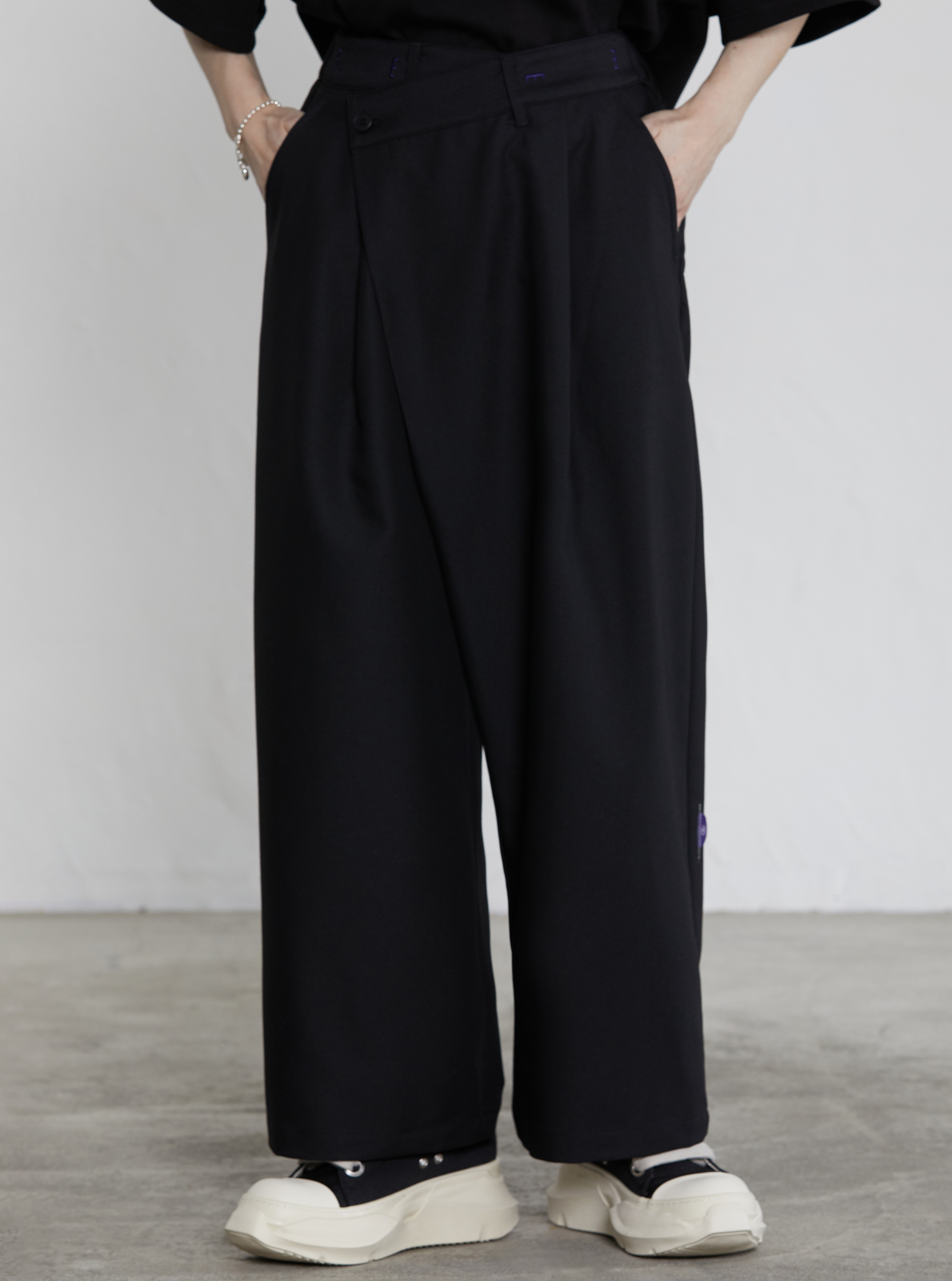 Cross-Over Waist Trousers | Black