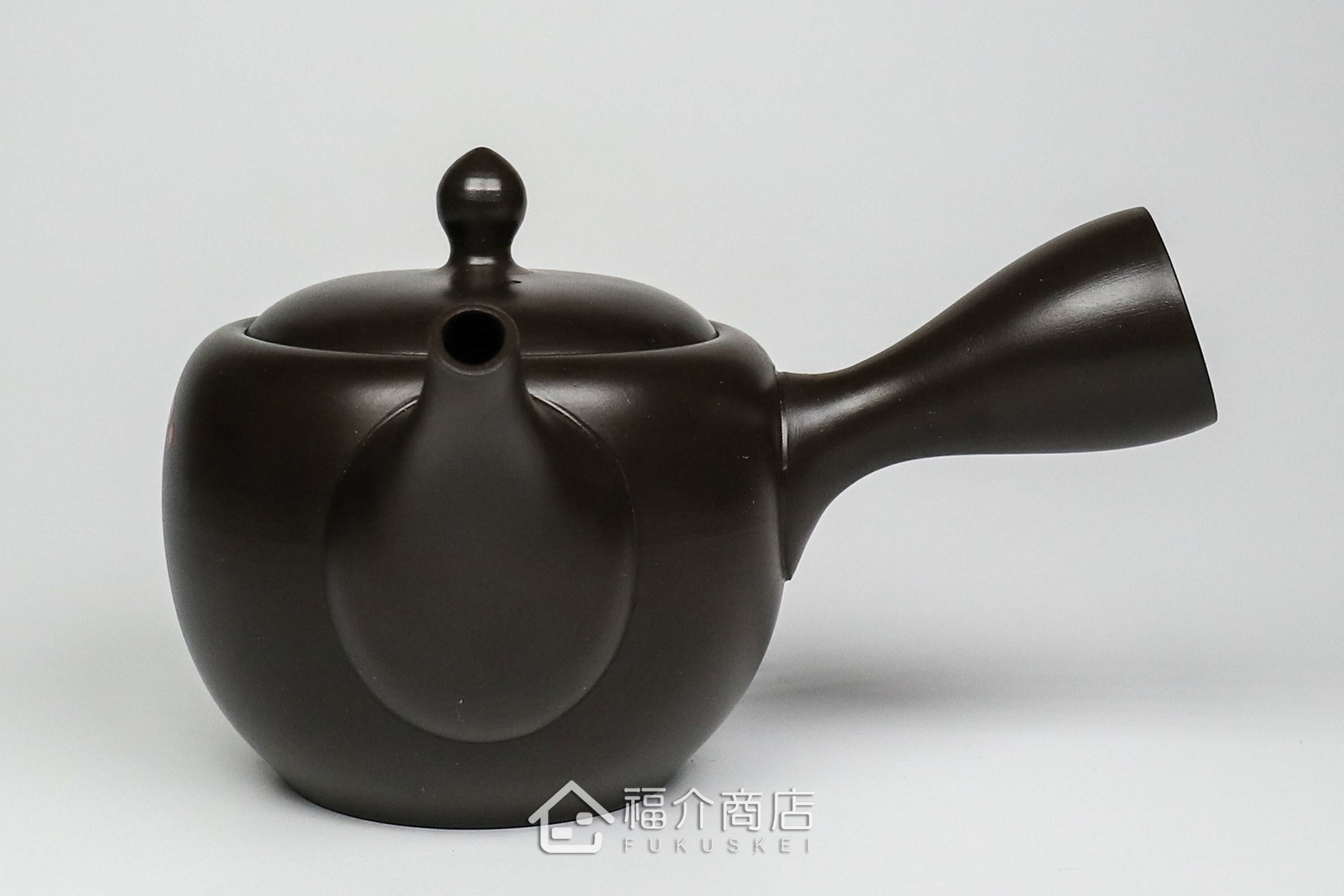 泡茶用的日本陶瓷茶壺