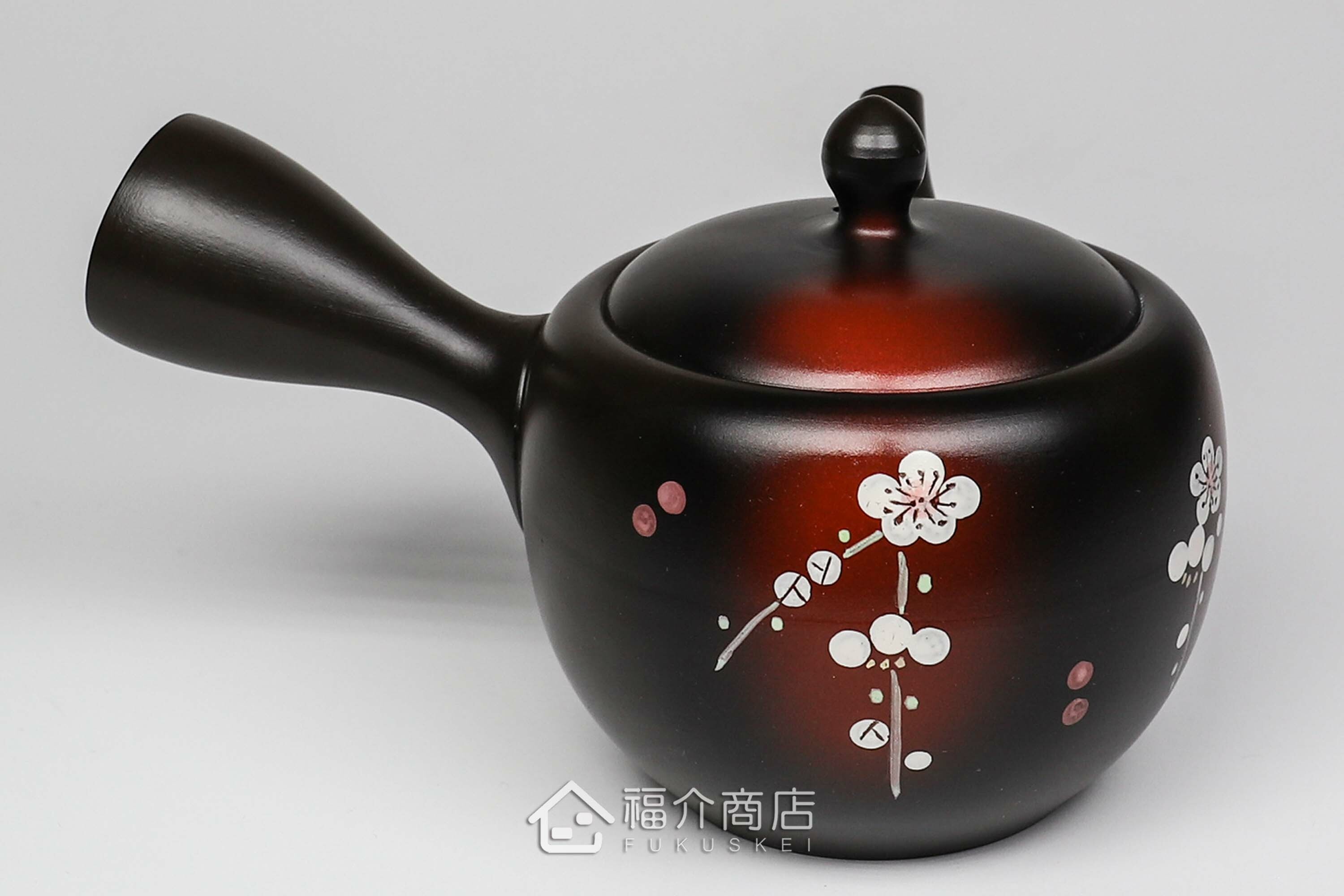 泡茶用的日本陶瓷茶壺