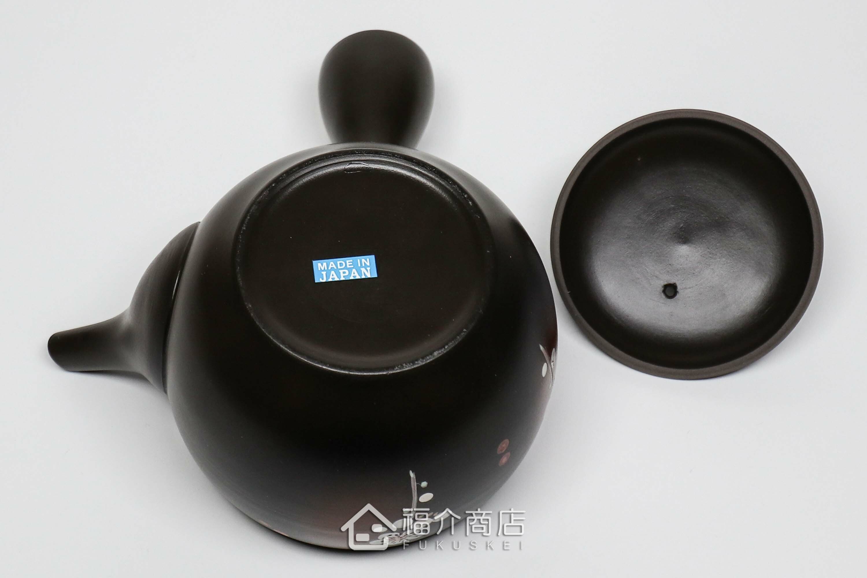 泡茶用的日本陶瓷茶壺