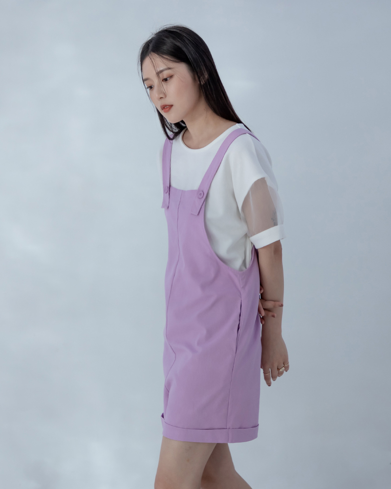 【官網限定】俏皮素面吊帶短褲