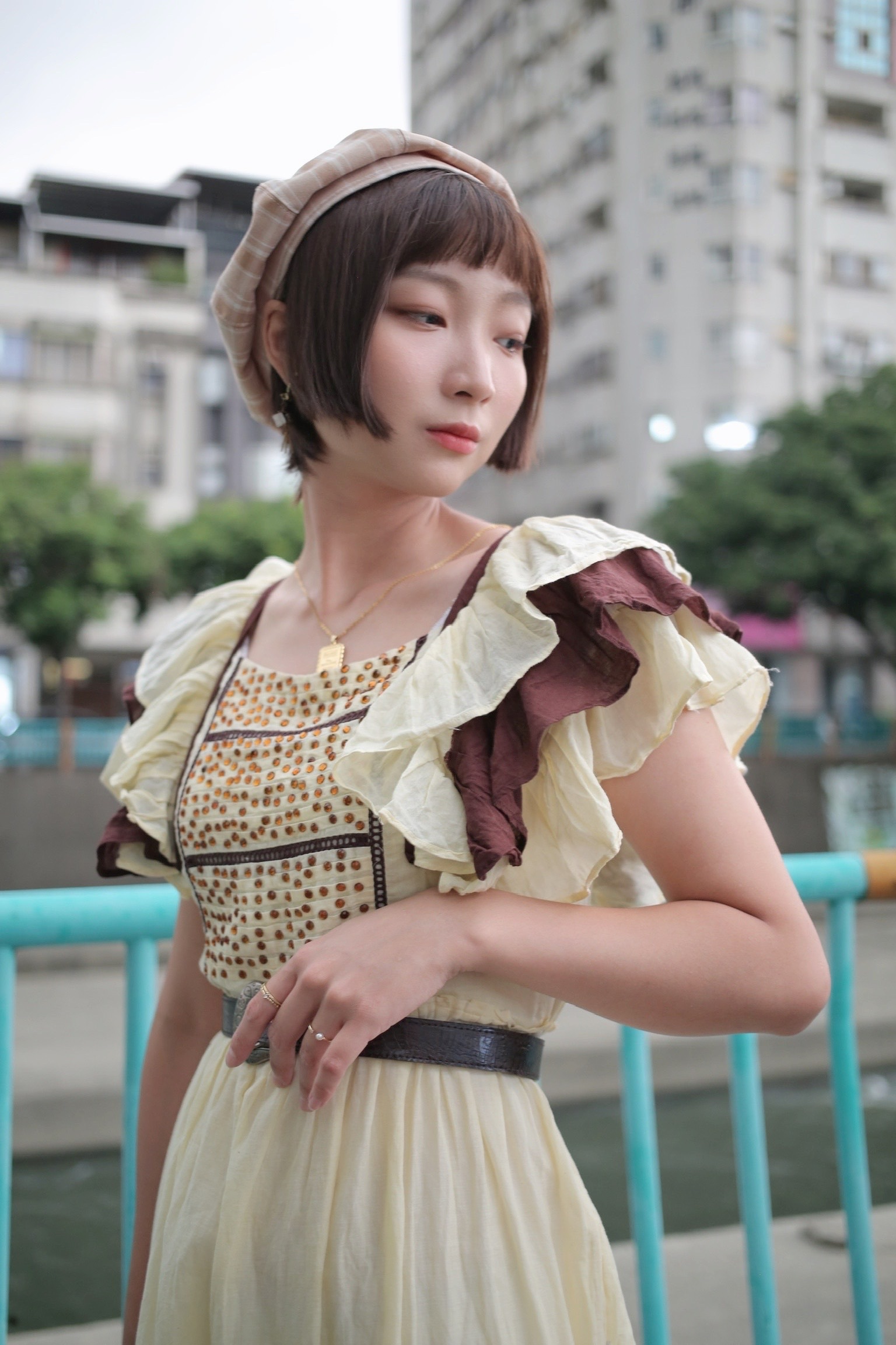 Vintage Dress / 古著荷葉邊袖胸前造型洋裝
