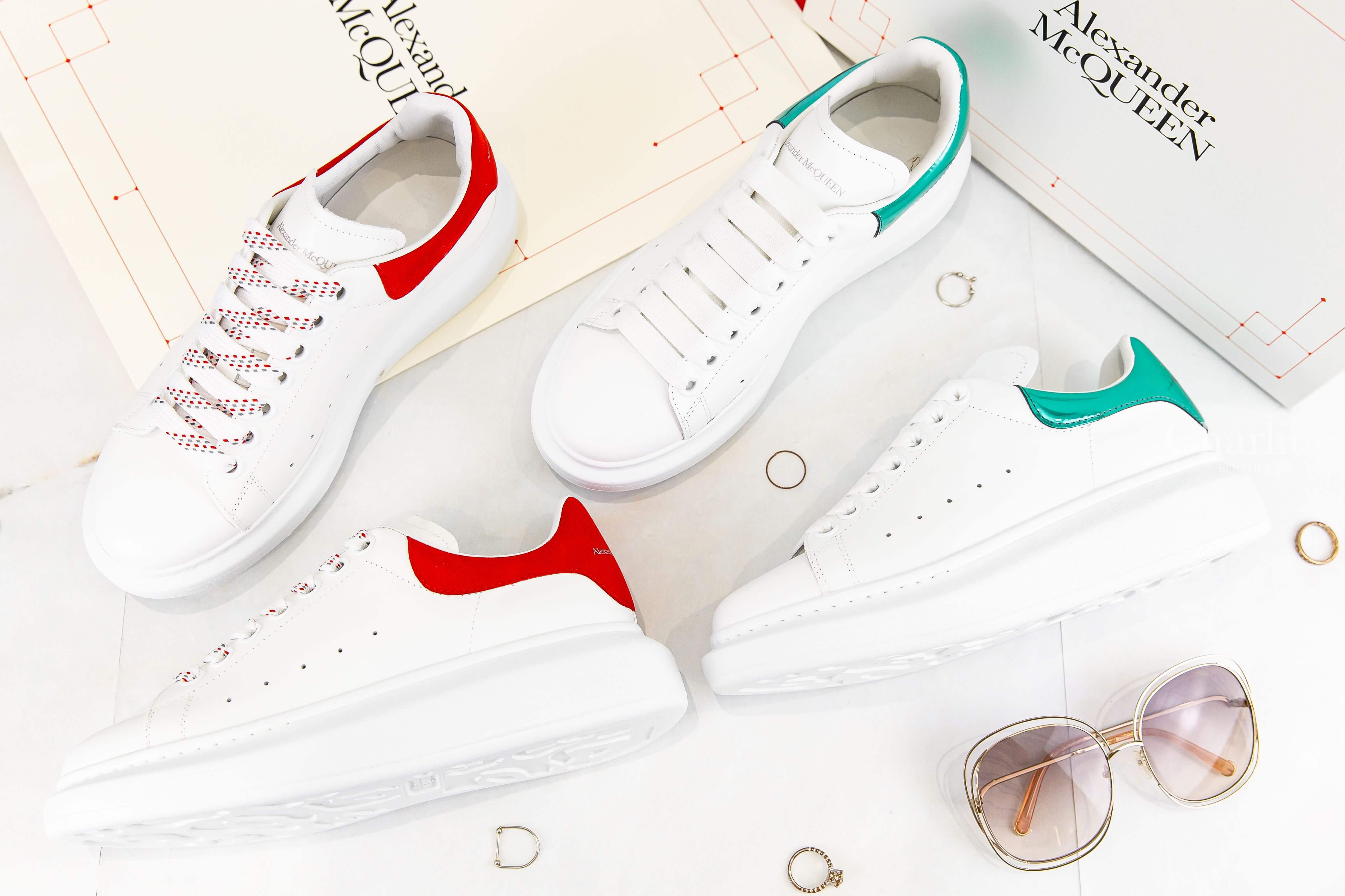 Alexander McQueen Oversize Sneaker 白色亮紅麂皮小牛皮運動鞋-Charline Boutique 精品代購