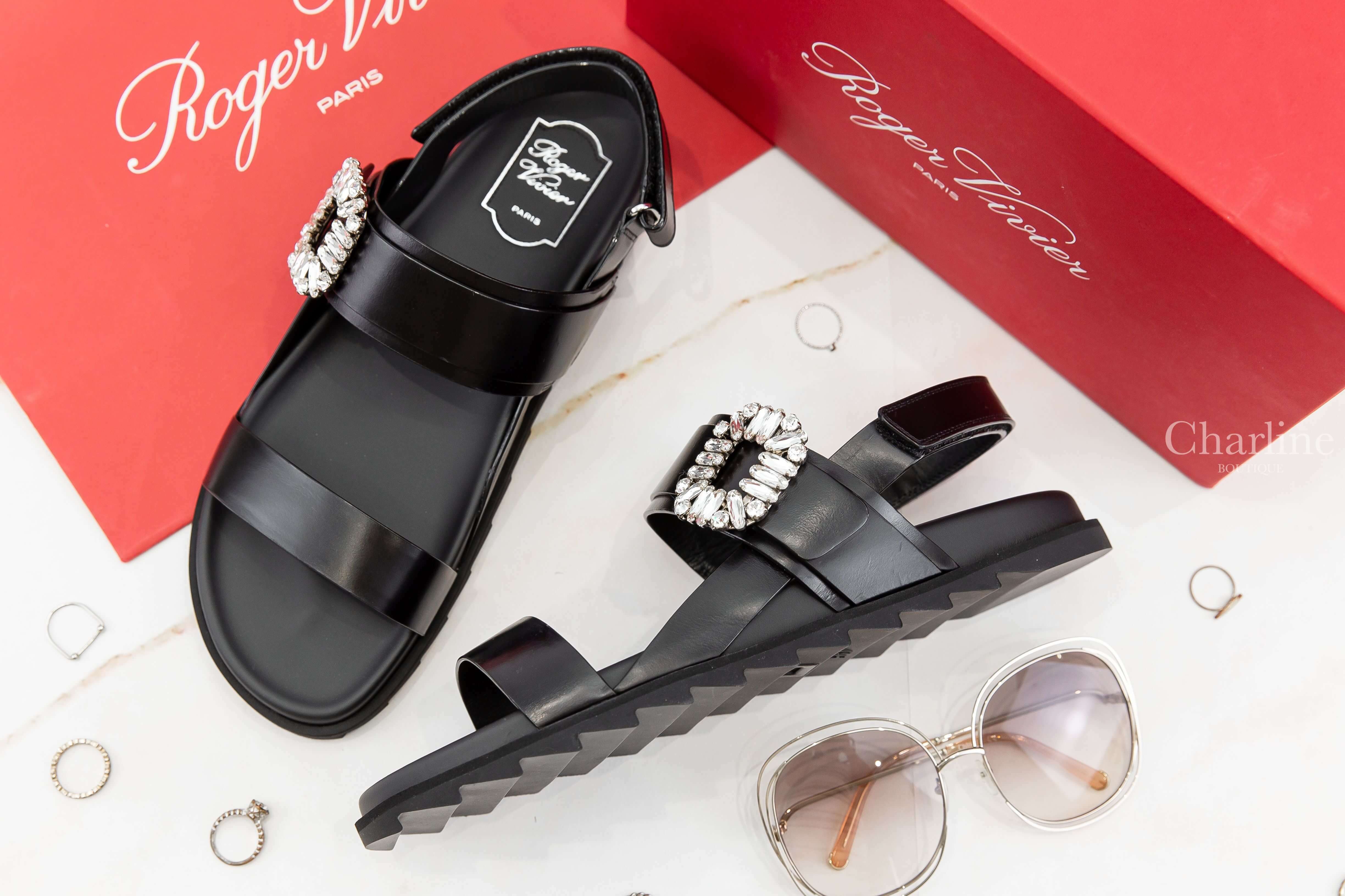 Roger Vivier Slidy Viv' Strass Buckle Mules In Leather 黑色皮革銀色水晶方釦涼鞋-Charline Boutique 精品代購