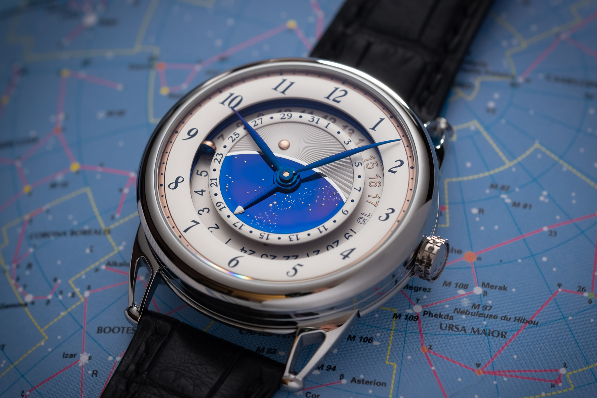 DE BETHUNE 兩地時間 日夜顯示 獨立製錶