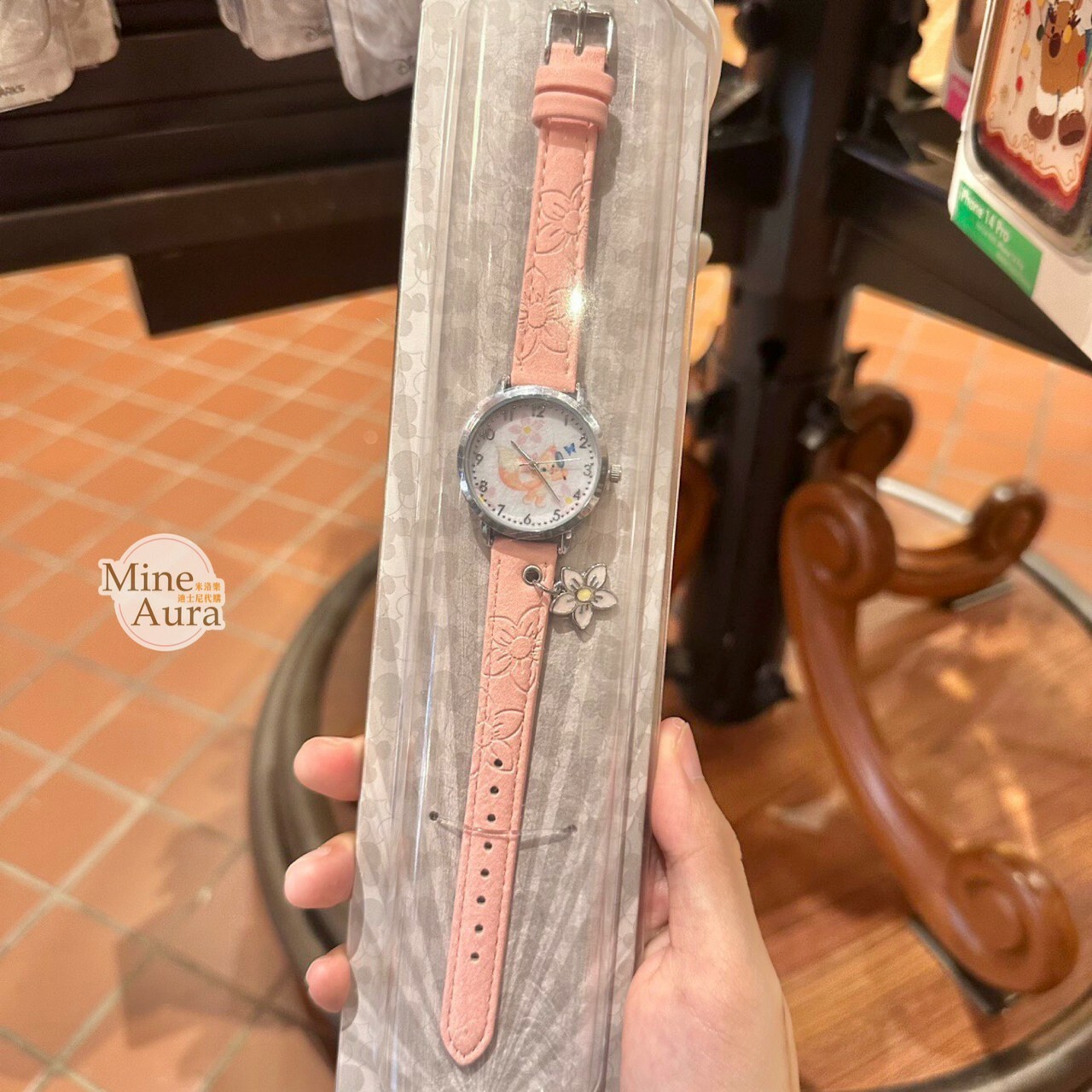 (限時特價) 玲娜貝兒 Lina bell 花花墜飾 壓紋錶帶 手錶 -上海迪士尼樂園