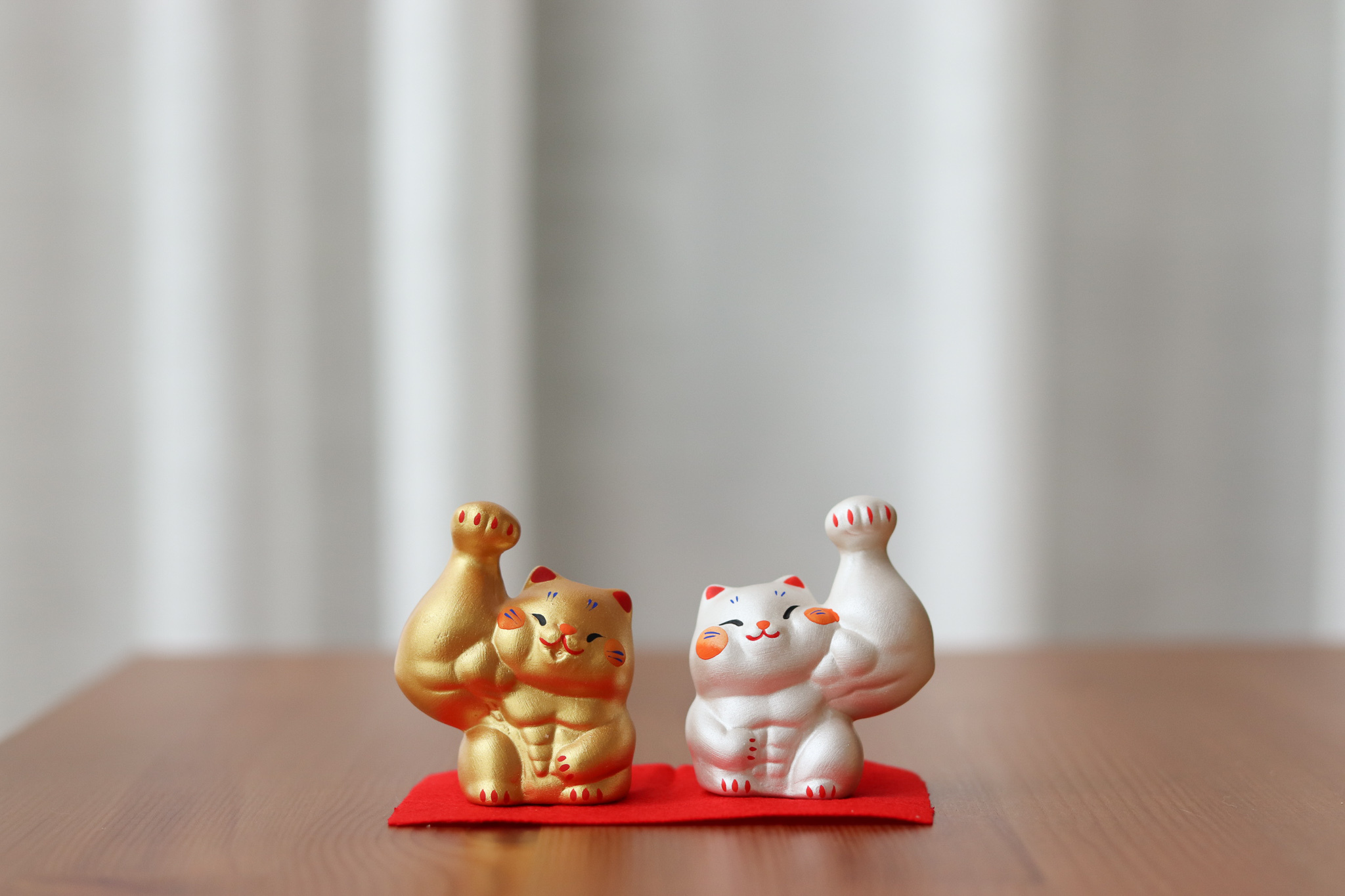 日本 龍虎堂 剛腕 金銀招財貓擺飾