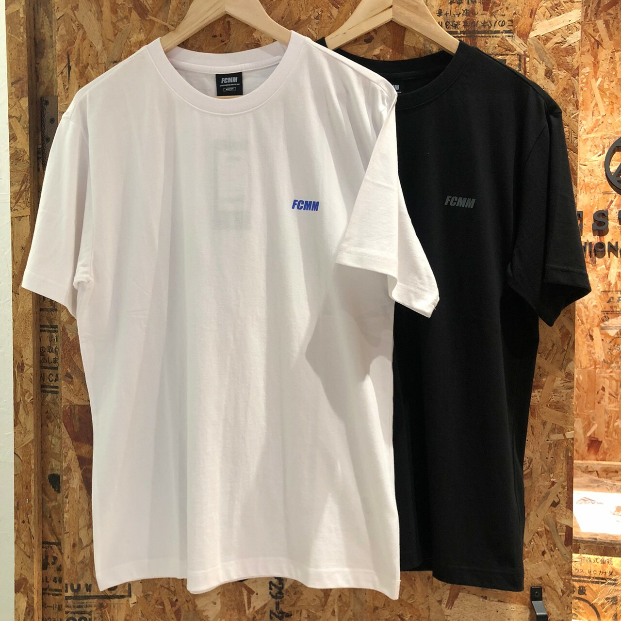 FCMM 炫光大Logo短袖Tee 3FA1TSL06-1