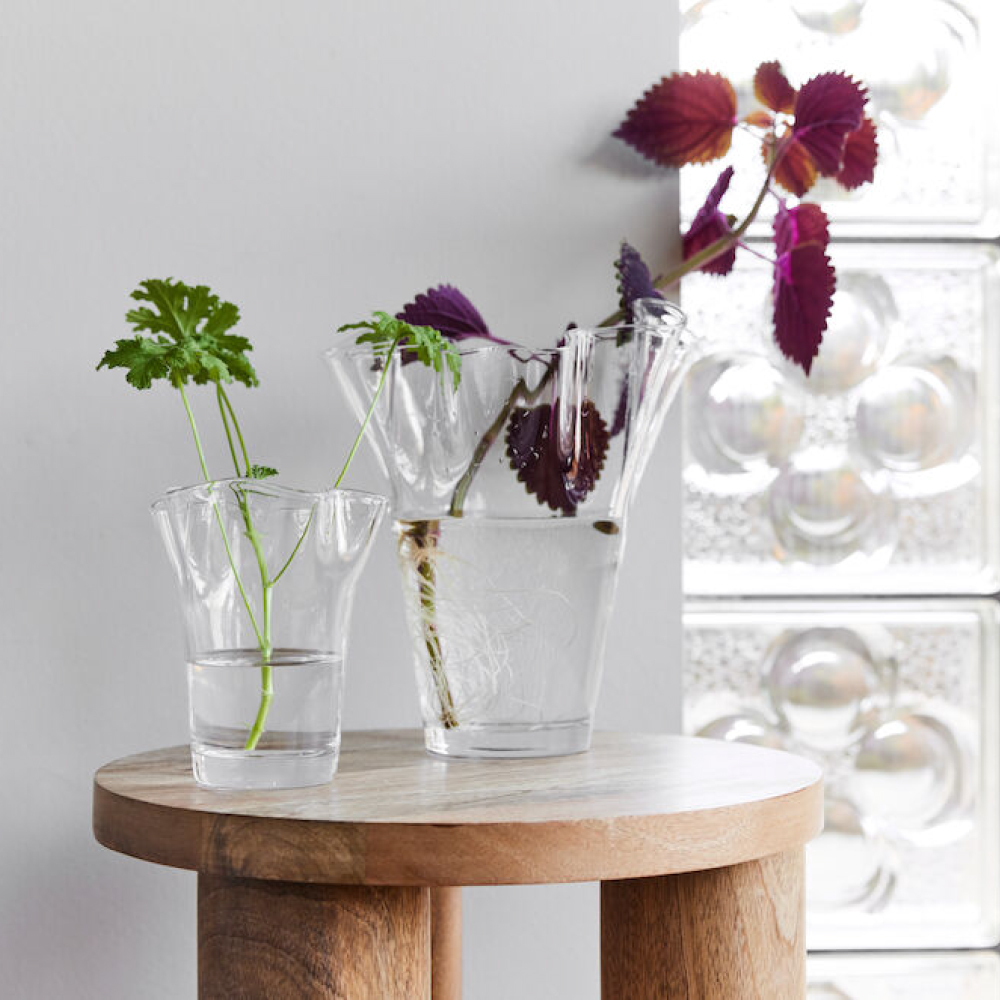 Sagaform-Viva 花瓶,透明色S號,插上最簡單的鮮枝,展現最簡單的美。