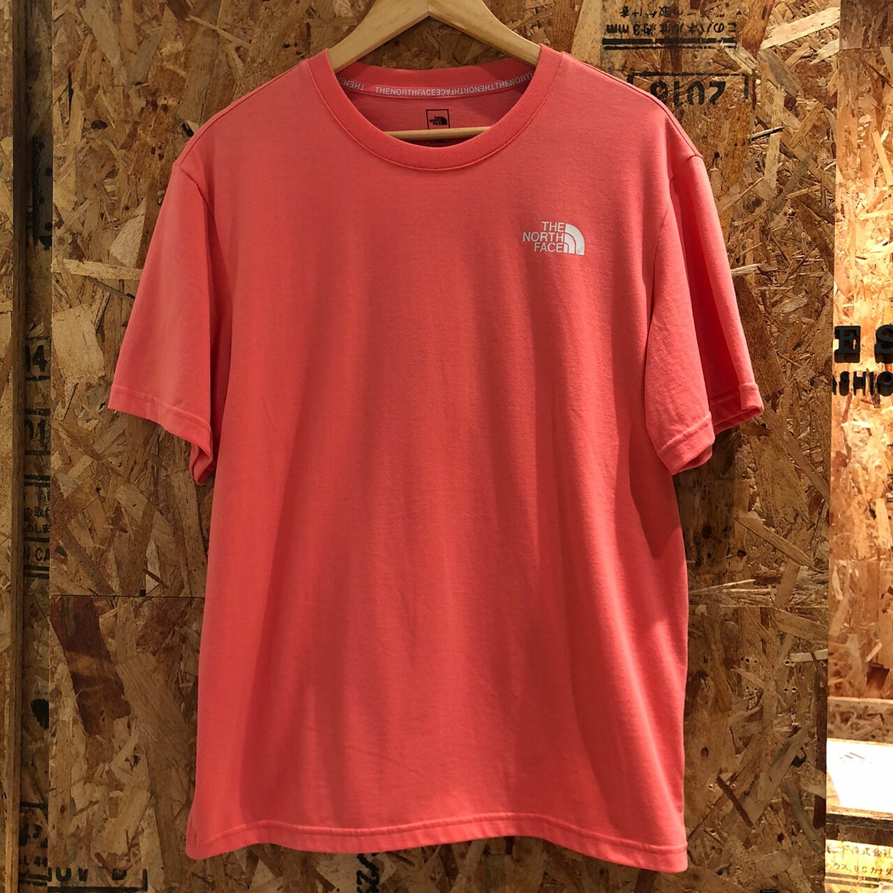 The North Face Challenge短袖圓領ee（環保短Tee) NT7UM07E