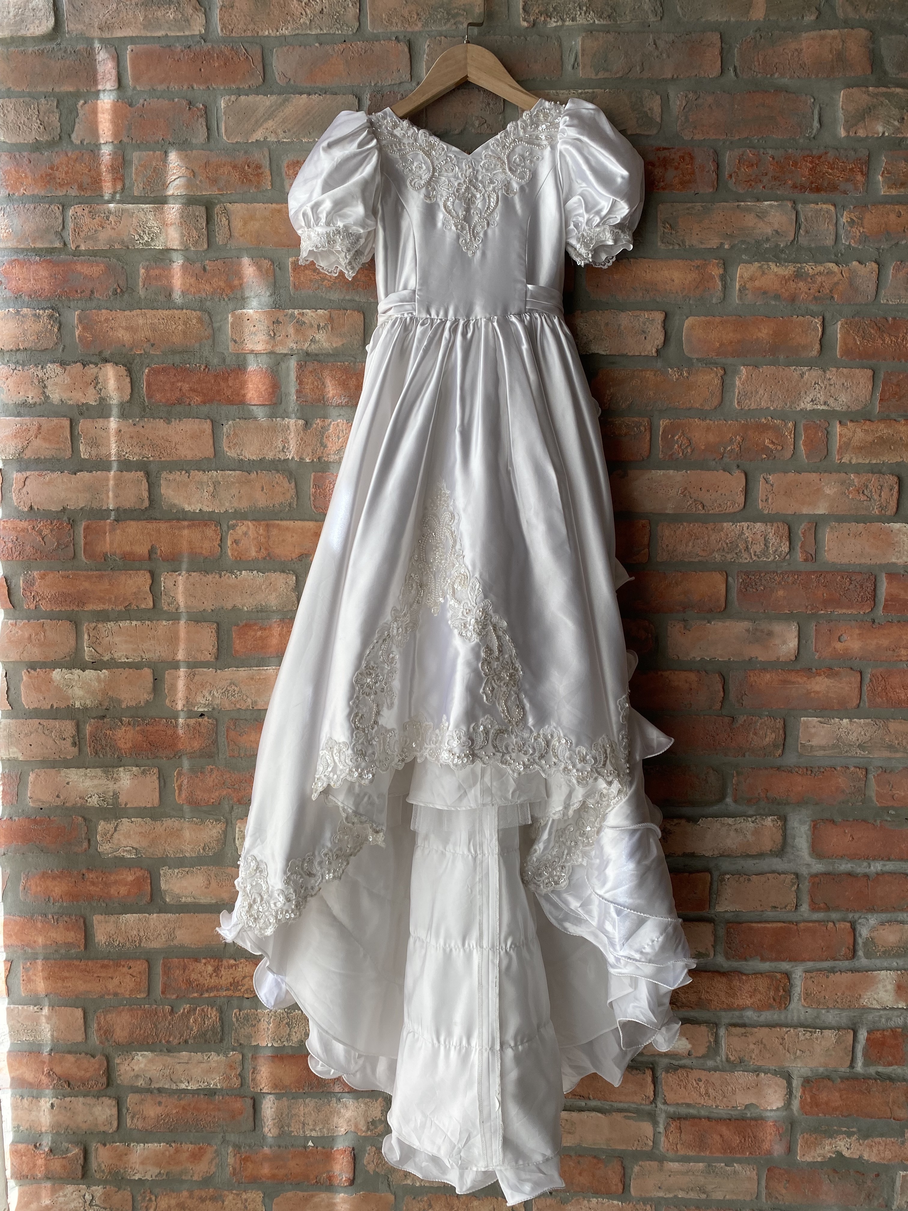 Vintage Dress / Alferd Angelo古著公主袖蕾絲刺繡珍珠造型蛋糕裙拖襬禮服