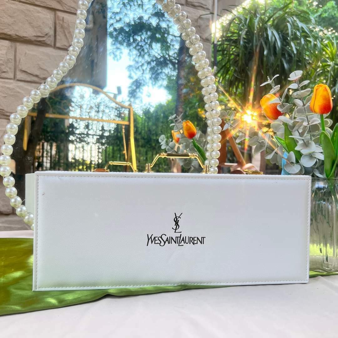 YSL限量彩妝小皮箱