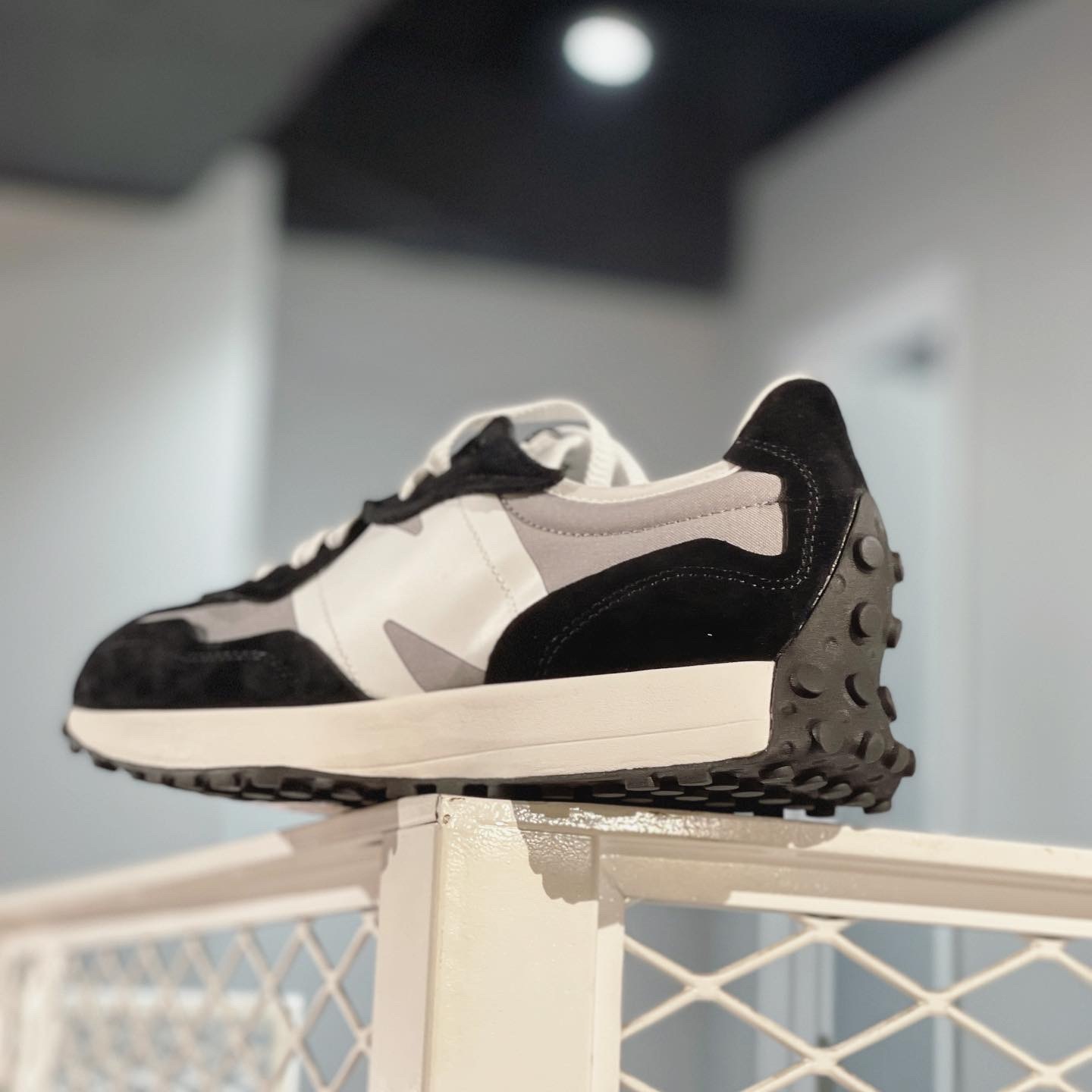 New Balance 327 黑灰白男女鞋當天出貨（u327wec)