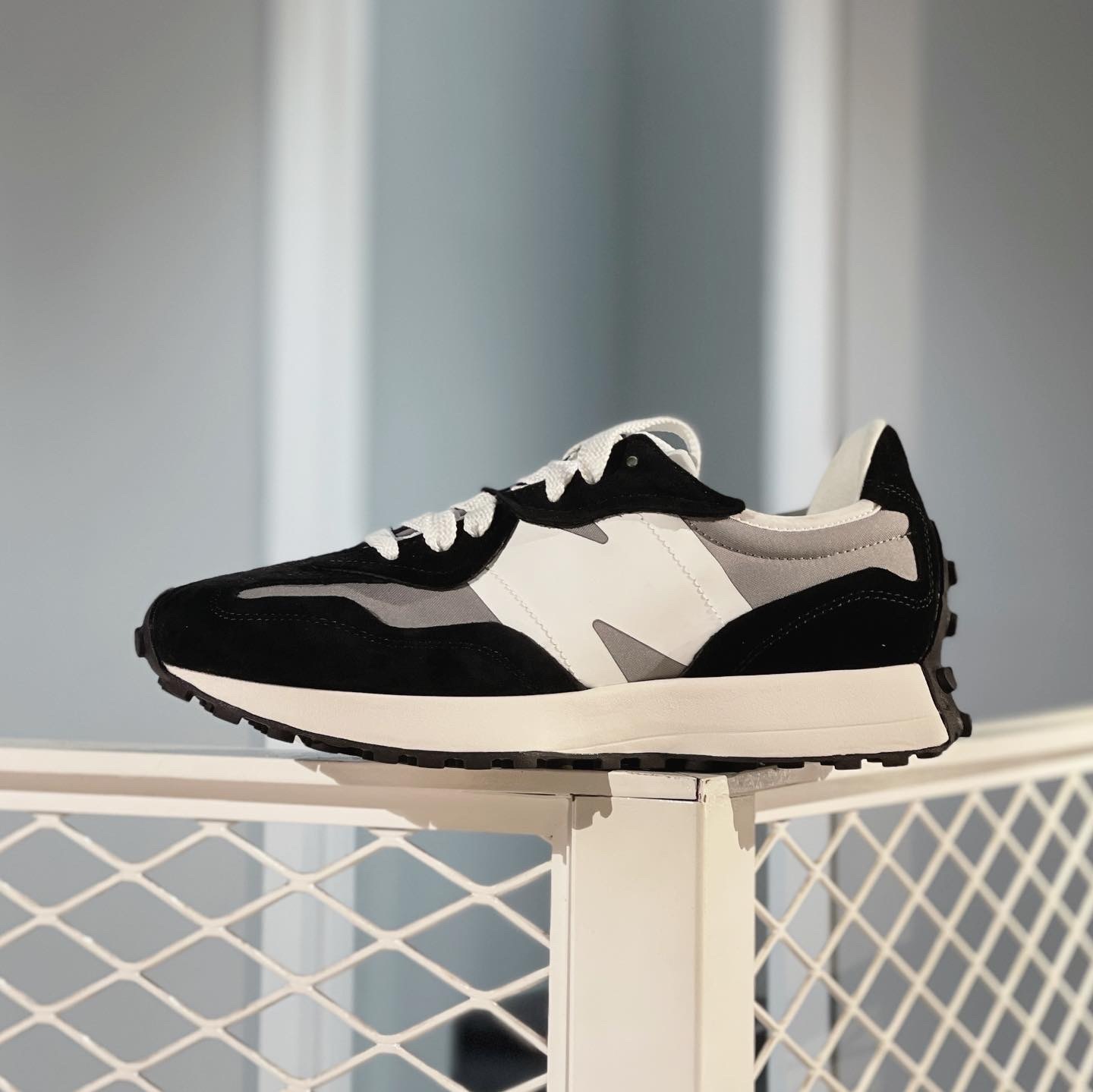 New Balance 327 黑灰白男女鞋當天出貨（u327wec)