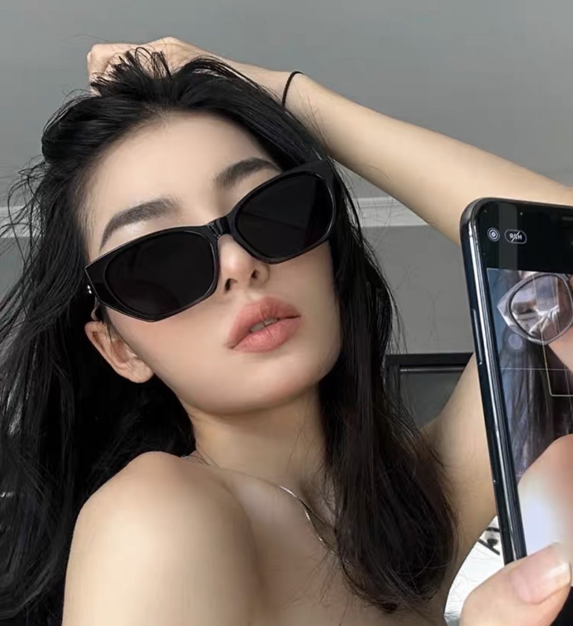 S0177312個性貓眼膠框墨鏡/兩色