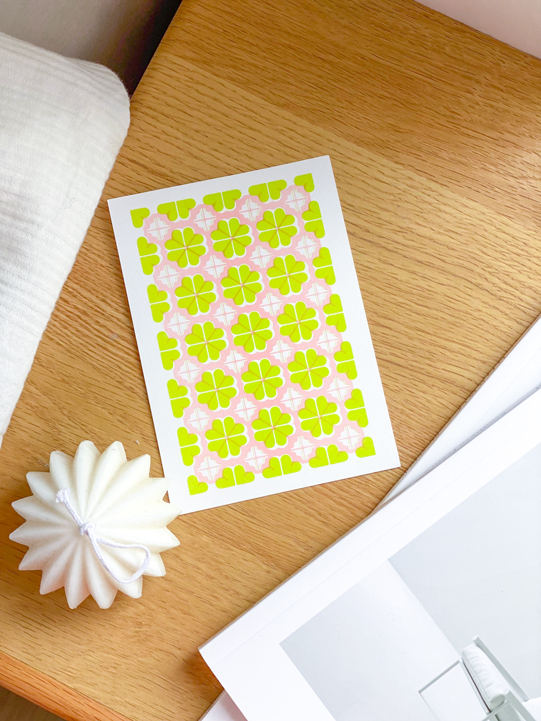 玻璃海棠四葉草壓花RISO明信片（黃綠&珊瑚粉）