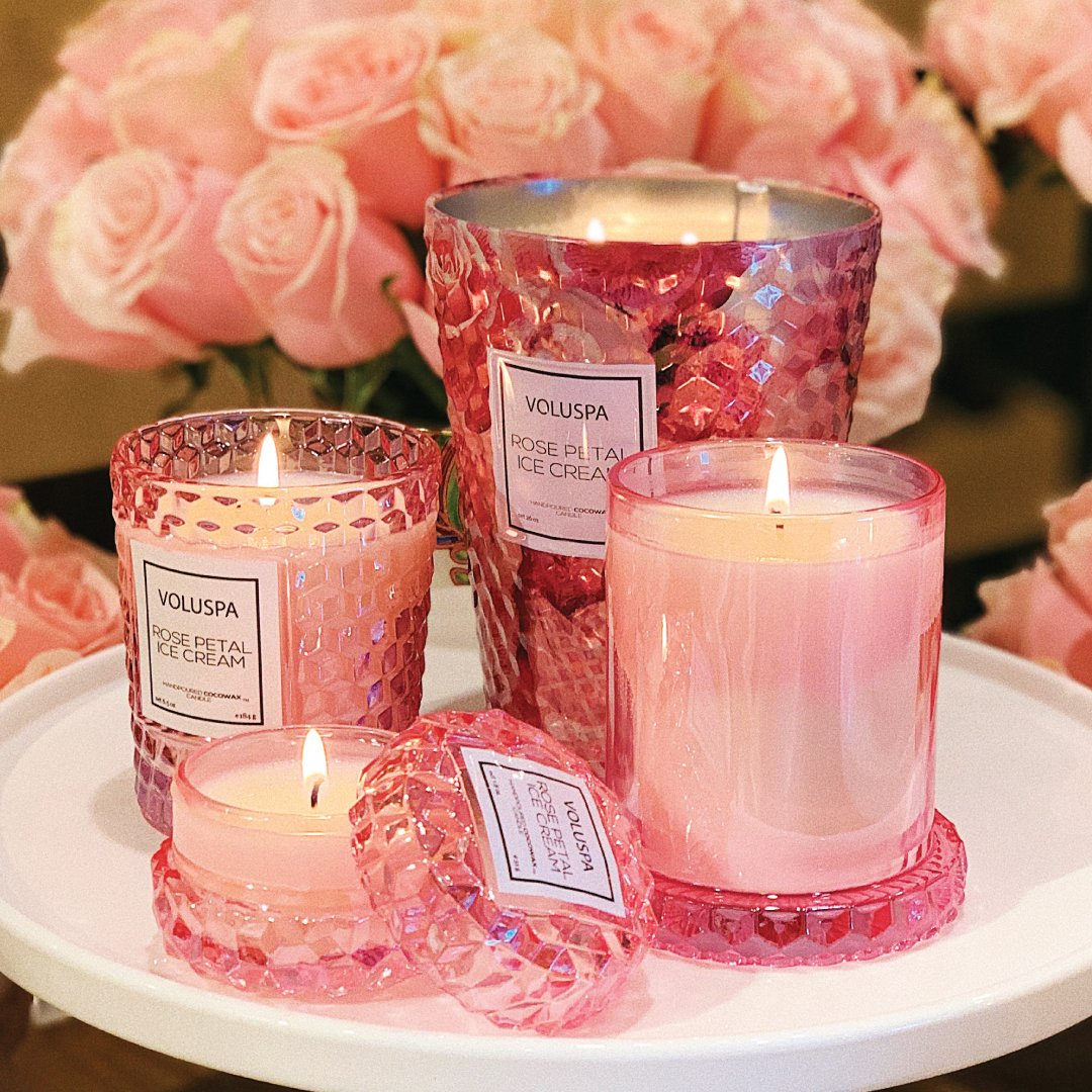 Rose Petal Ice Cream 玫瑰冰淇淋 香氛蠟燭 玫瑰系列 - Voluspa