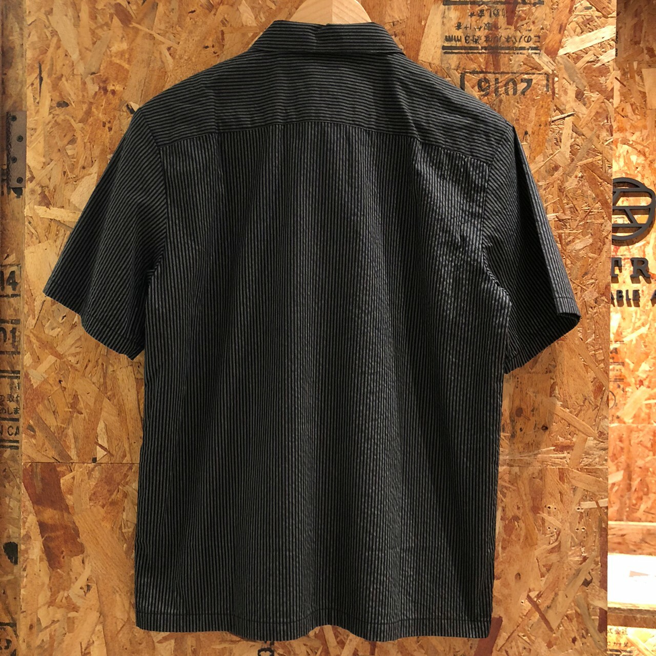 Dickies 725 泡泡紗短袖襯衫 DSR2UTSH725