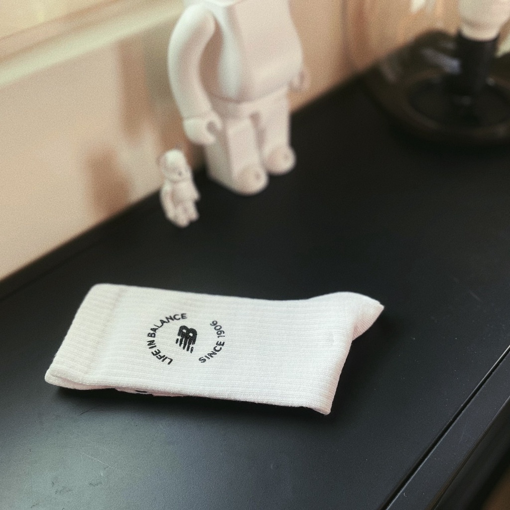 New Balance Socks 白色 黑色 LOGO NB襪 棒球襪 小腿襪 長襪 襪子 國外限定款 三雙一組