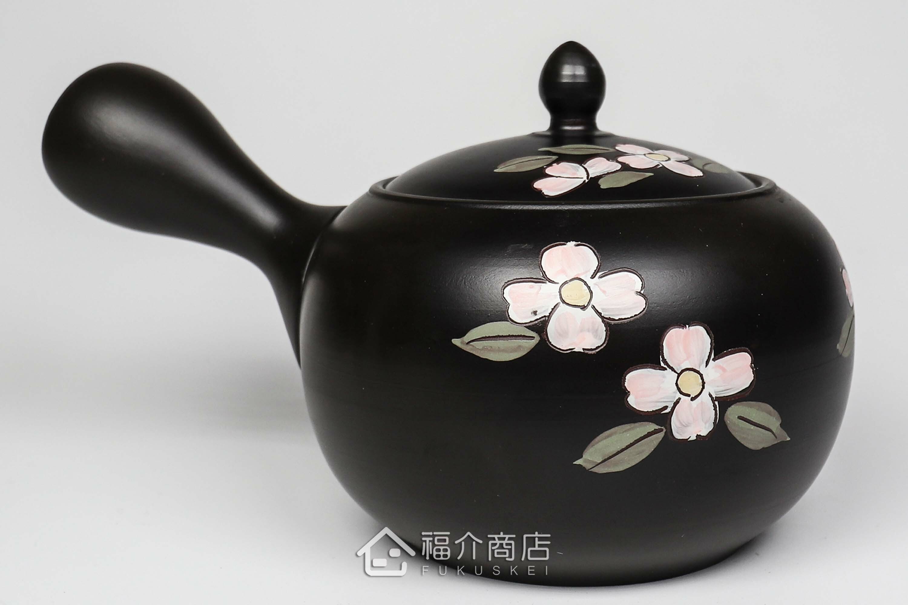 泡茶用的日本陶瓷茶壺