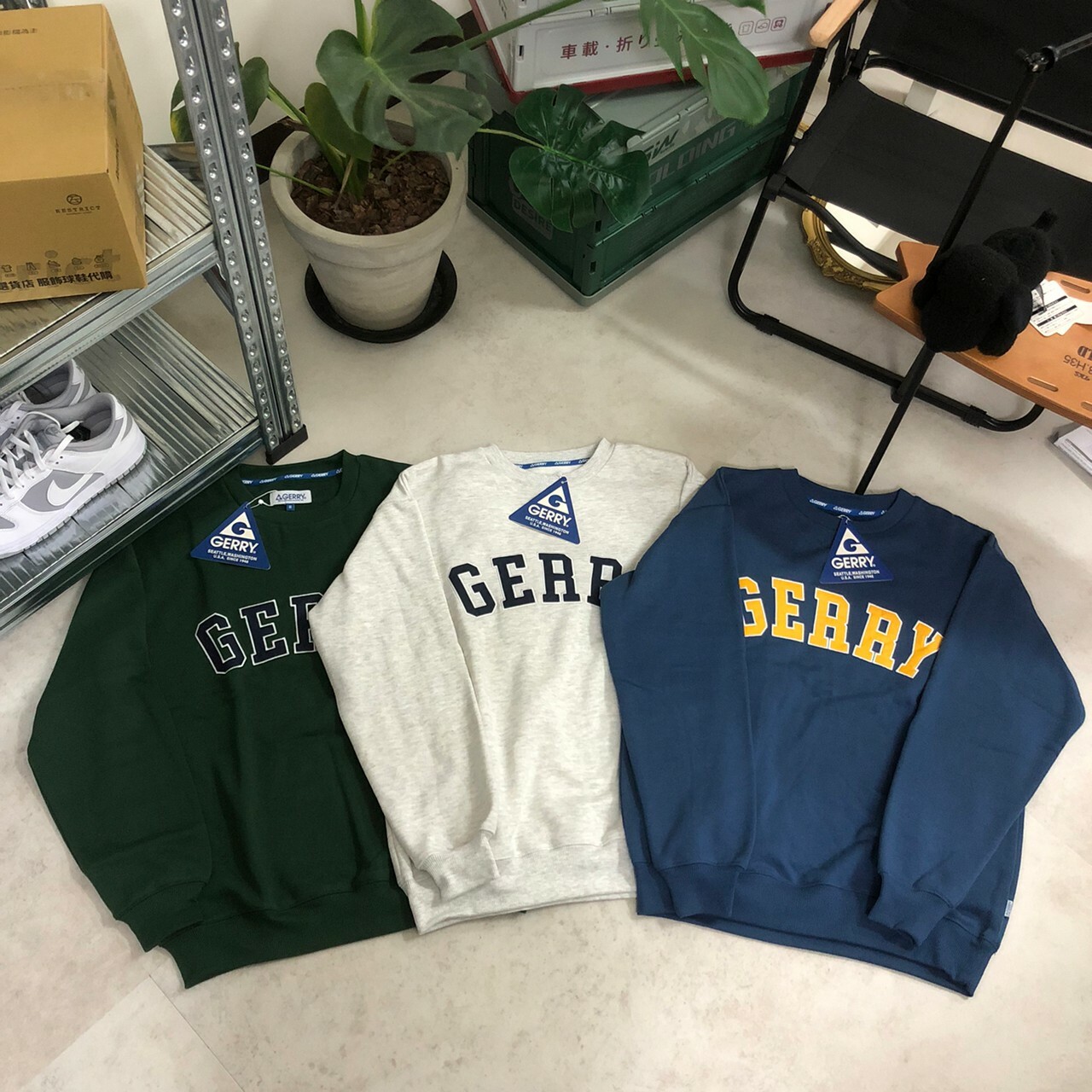 GERRY 字母刺繡內刷毛大學Tee GE23AWC07