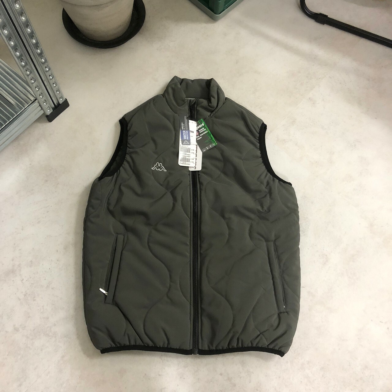 Kappa 中性復古防潑水竹炭棉背心｜Retro Klassic 321P8DW