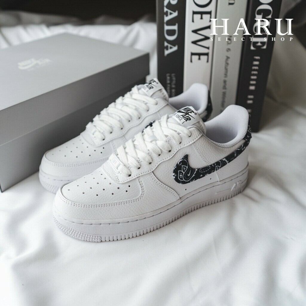 NIKE AIR FORCE 1 AF1 黑白變形蟲腰果花小白鞋DH4406-101