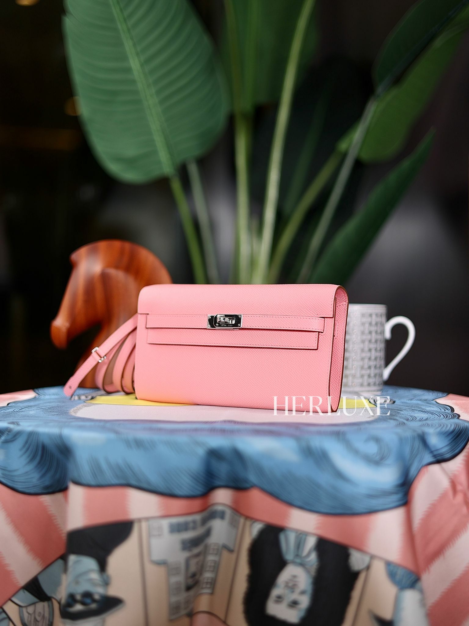 Kelly to go 1Q rose confetti ck epsom