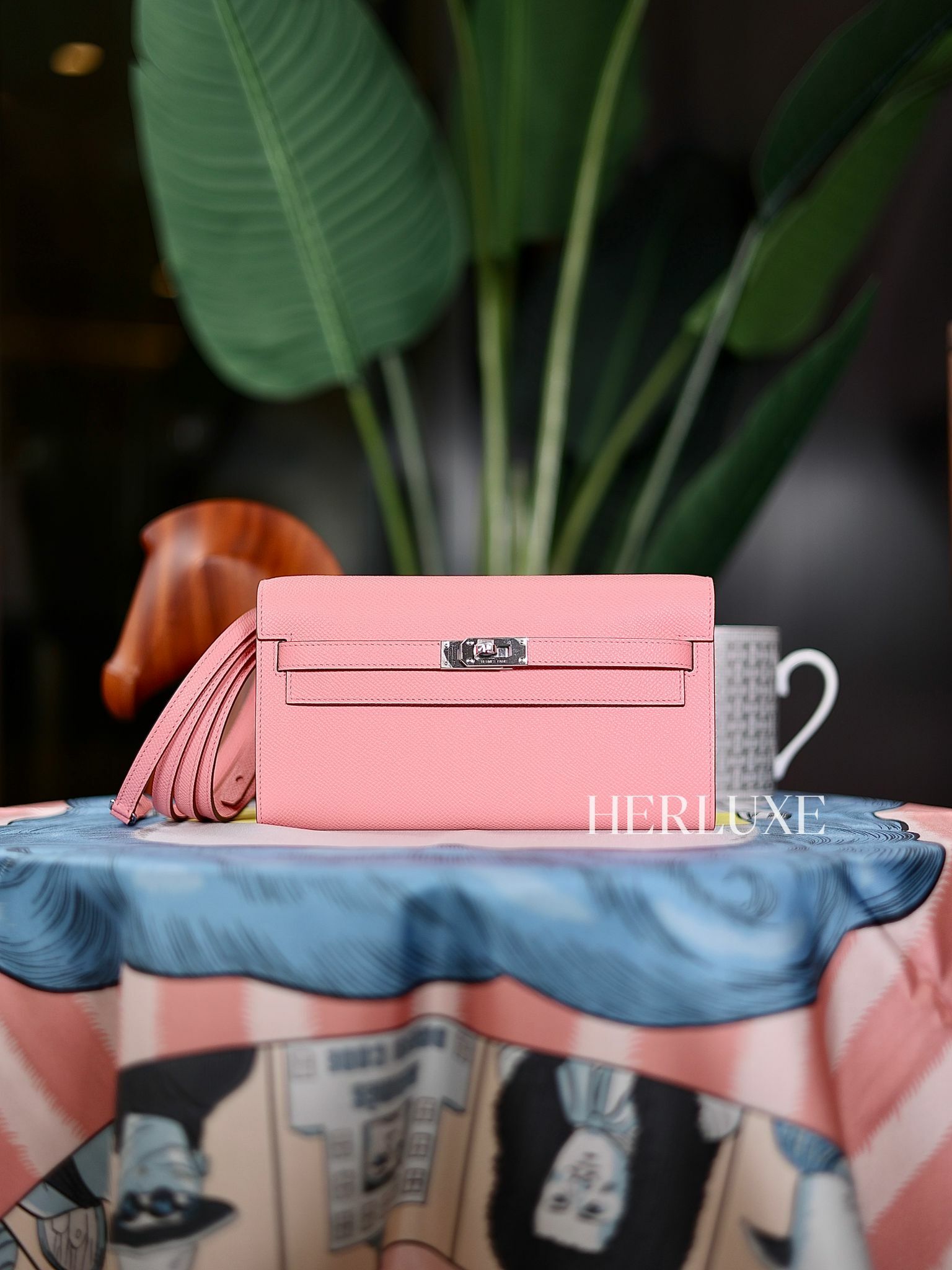 Kelly to go 1Q rose confetti ck epsom