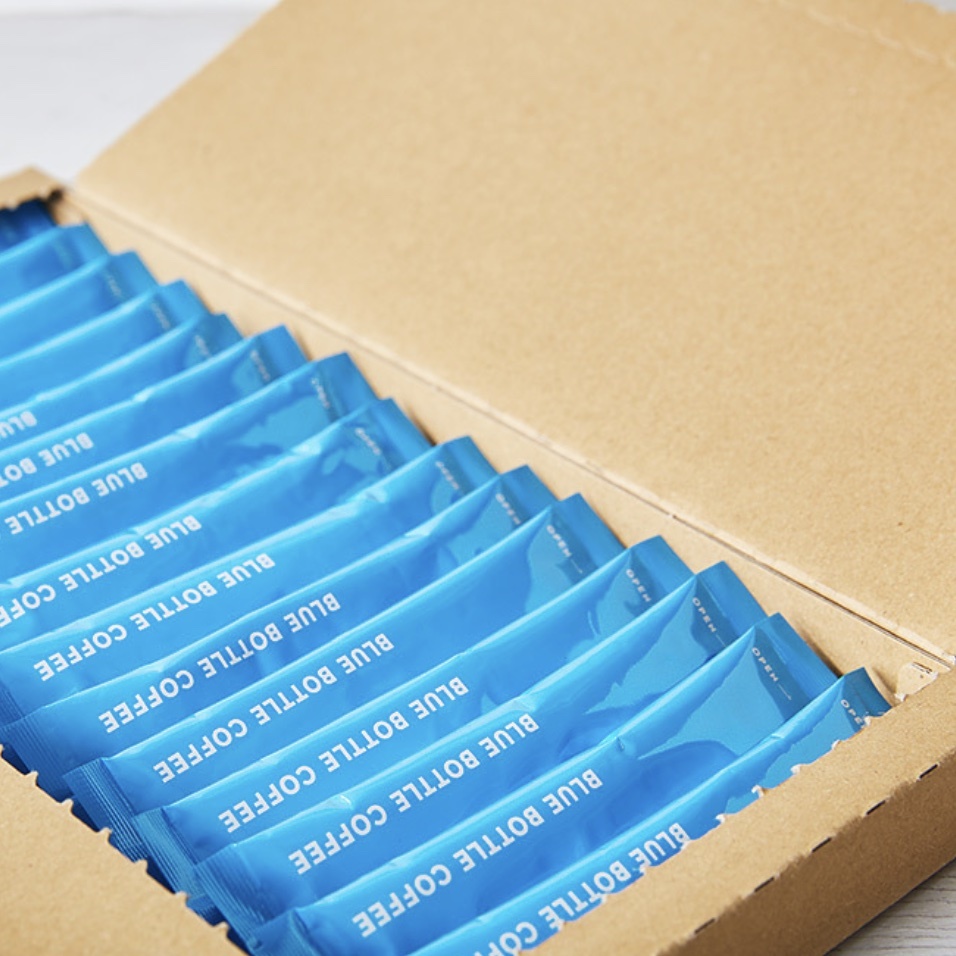 【24H出貨】𝗕𝗹𝘂𝗲 𝗕𝗼𝘁𝘁𝗹𝗲 藍瓶速溶咖啡粉盒裝15入