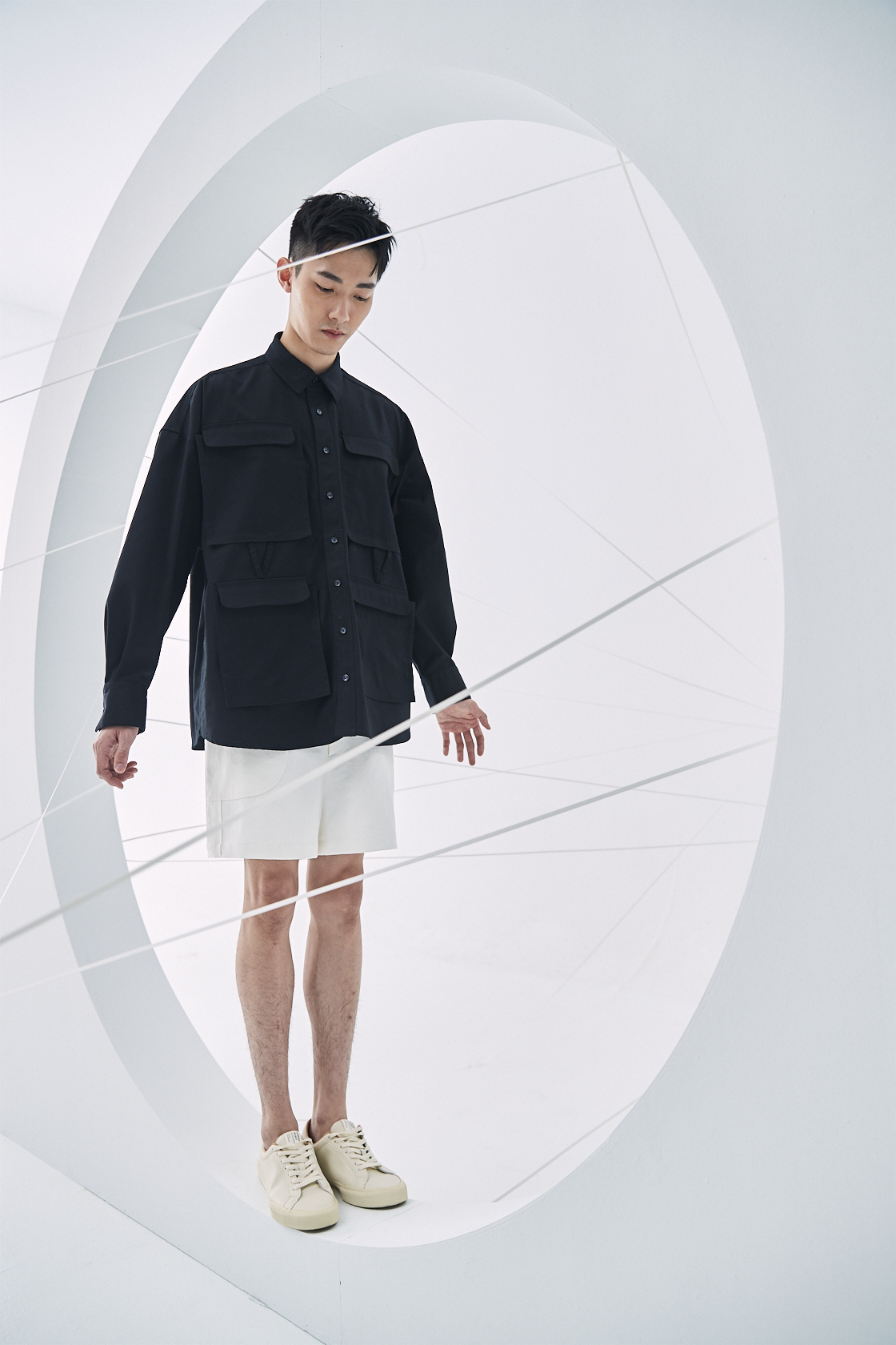 結構外翻剪接寬短褲