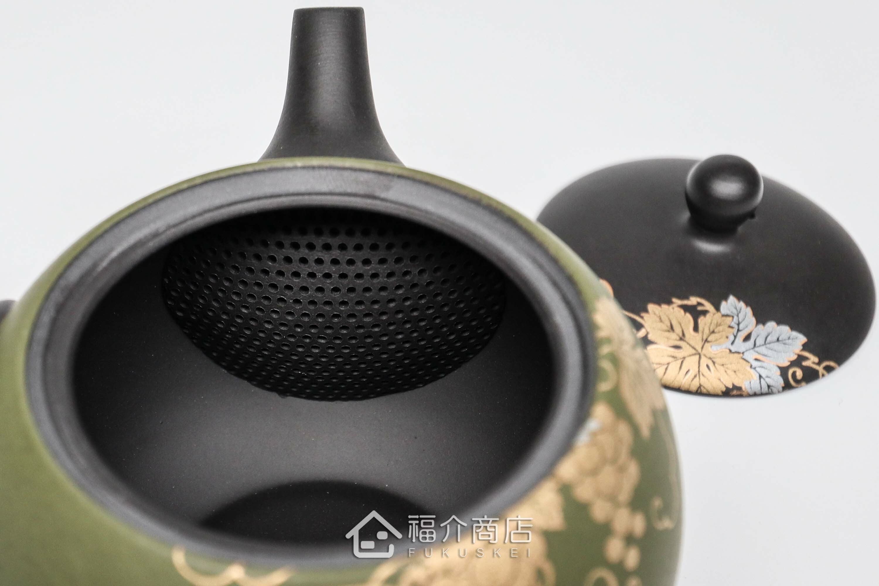 泡茶用的日本陶瓷茶壺