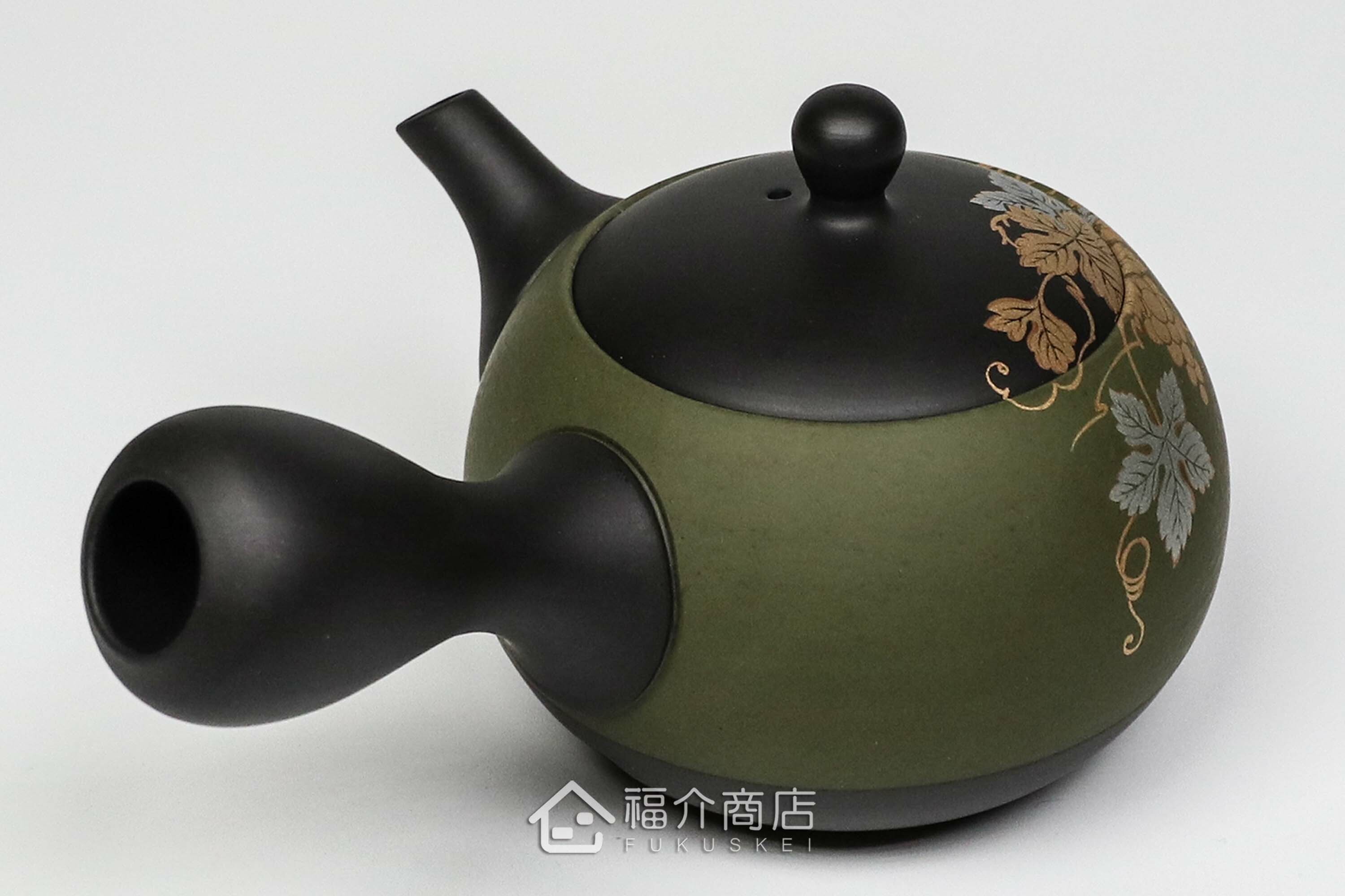 泡茶用的日本陶瓷茶壺