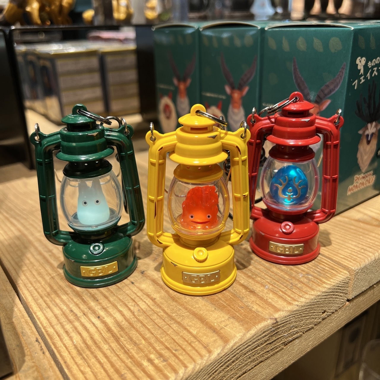 #現貨供應 宮崎駿煤爐吊飾 3款