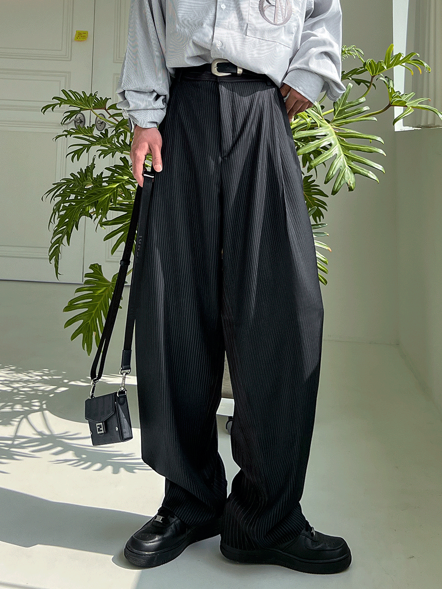 側褶皺條紋西裝褲