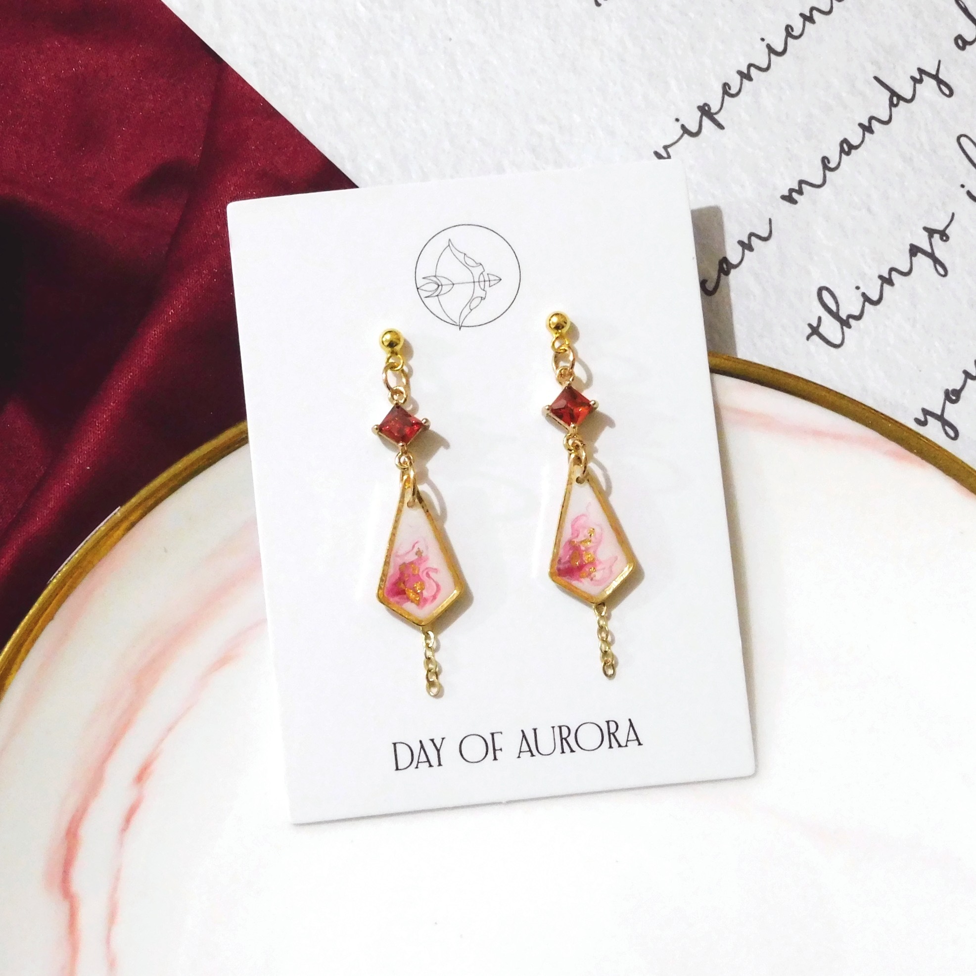 𝑆𝑐𝑎𝑟𝑙𝑒𝑡 𝑆𝑝𝑟𝑖𝑛𝑔