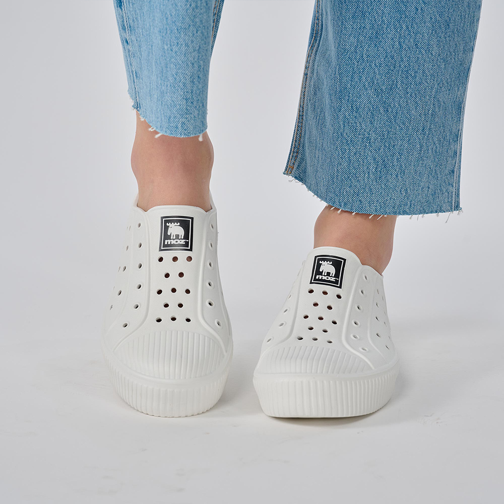 moz瑞典 駝鹿 洞洞餅乾水鞋 (白/黑標) 全球首創 舒適厚底 防潑水+全防水-附鞋扣