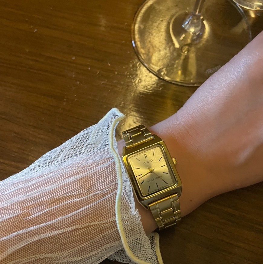 首爾限定小金錶