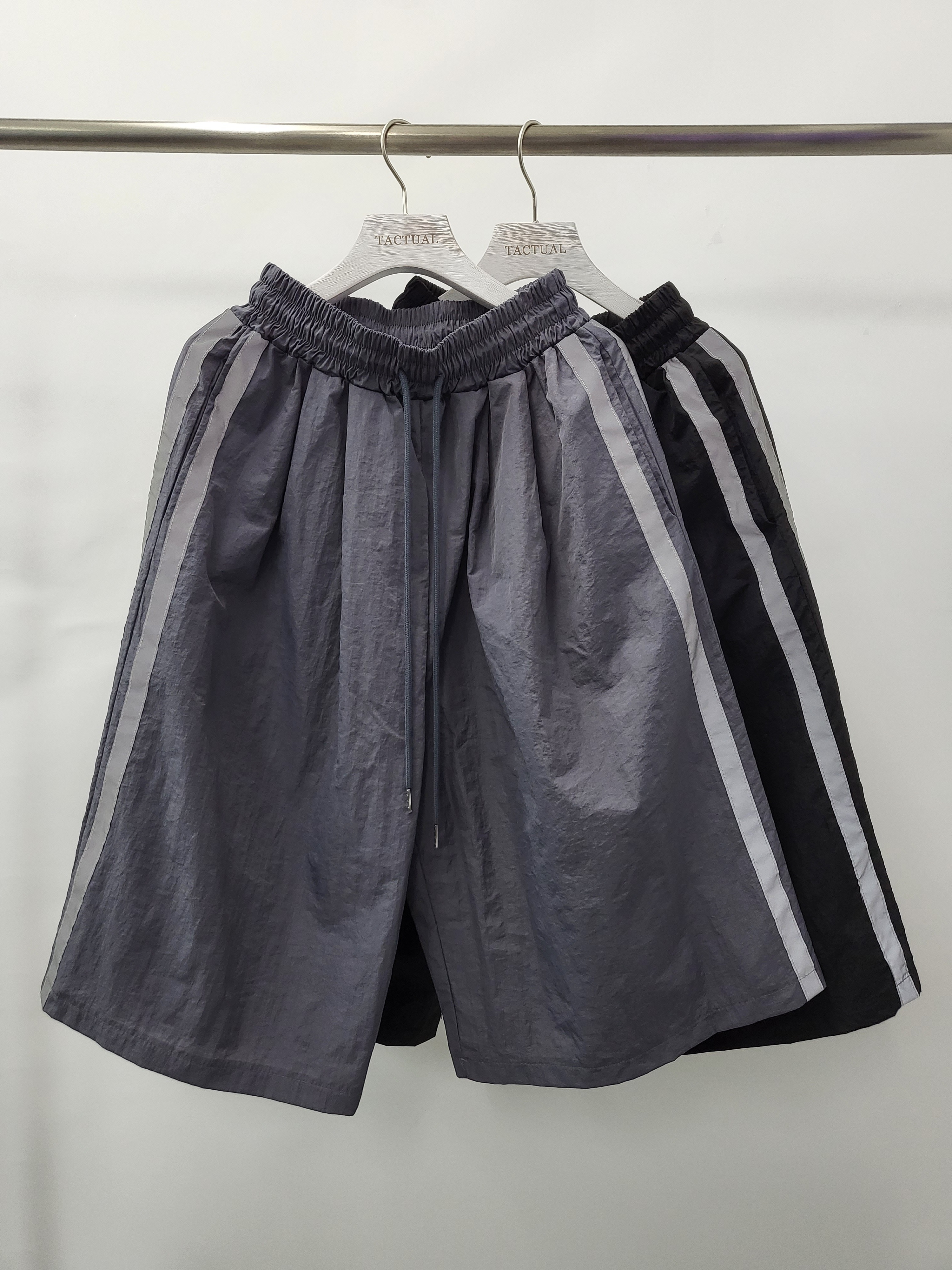 淨色3M反光雙間短褲 P2400