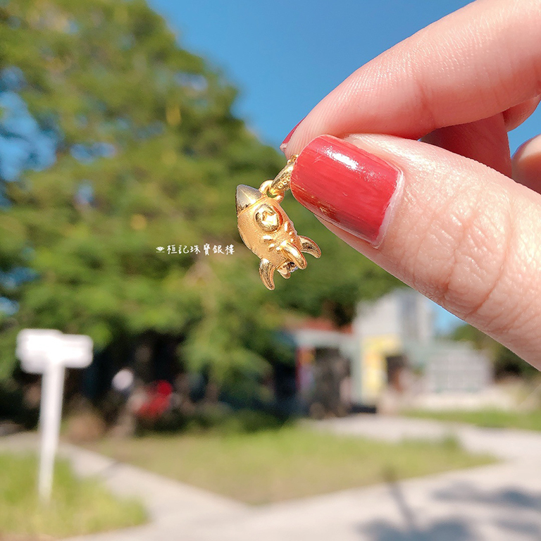 財運一飛衝天 黃金墜子