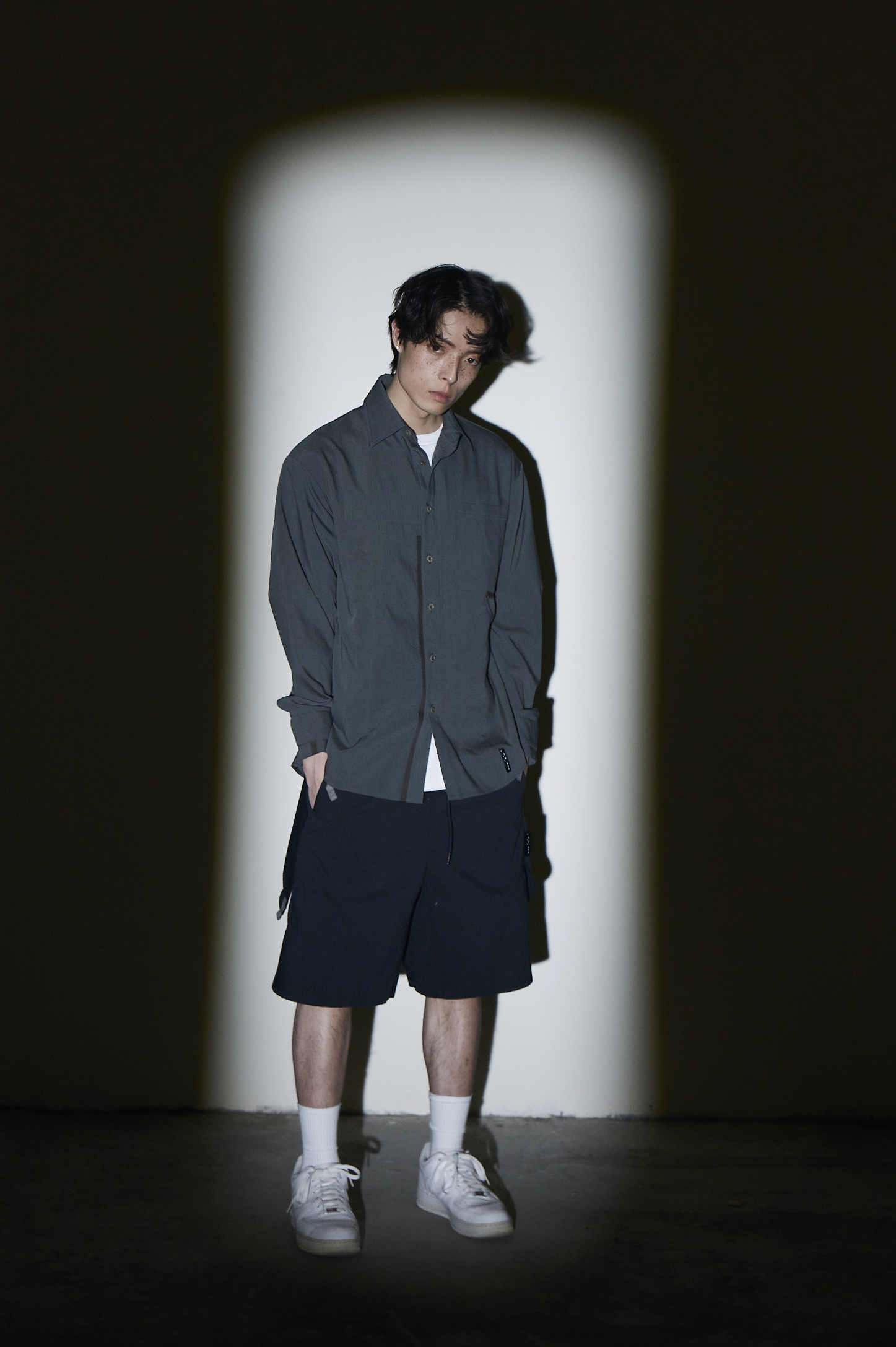 前口袋格紋襯衫- 灰綠