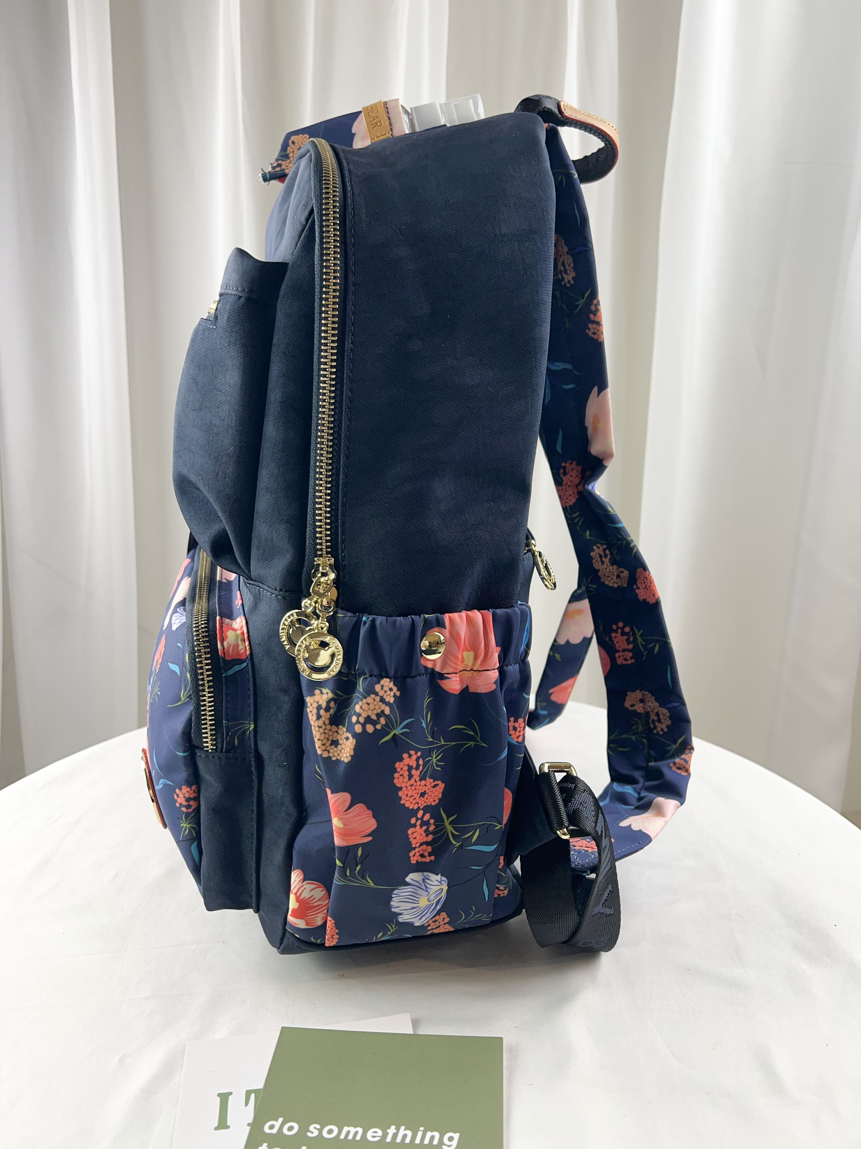 FamilyBear 藍橙花拼色防潑水後背包 附酒精保護套+酒精瓶 #2627