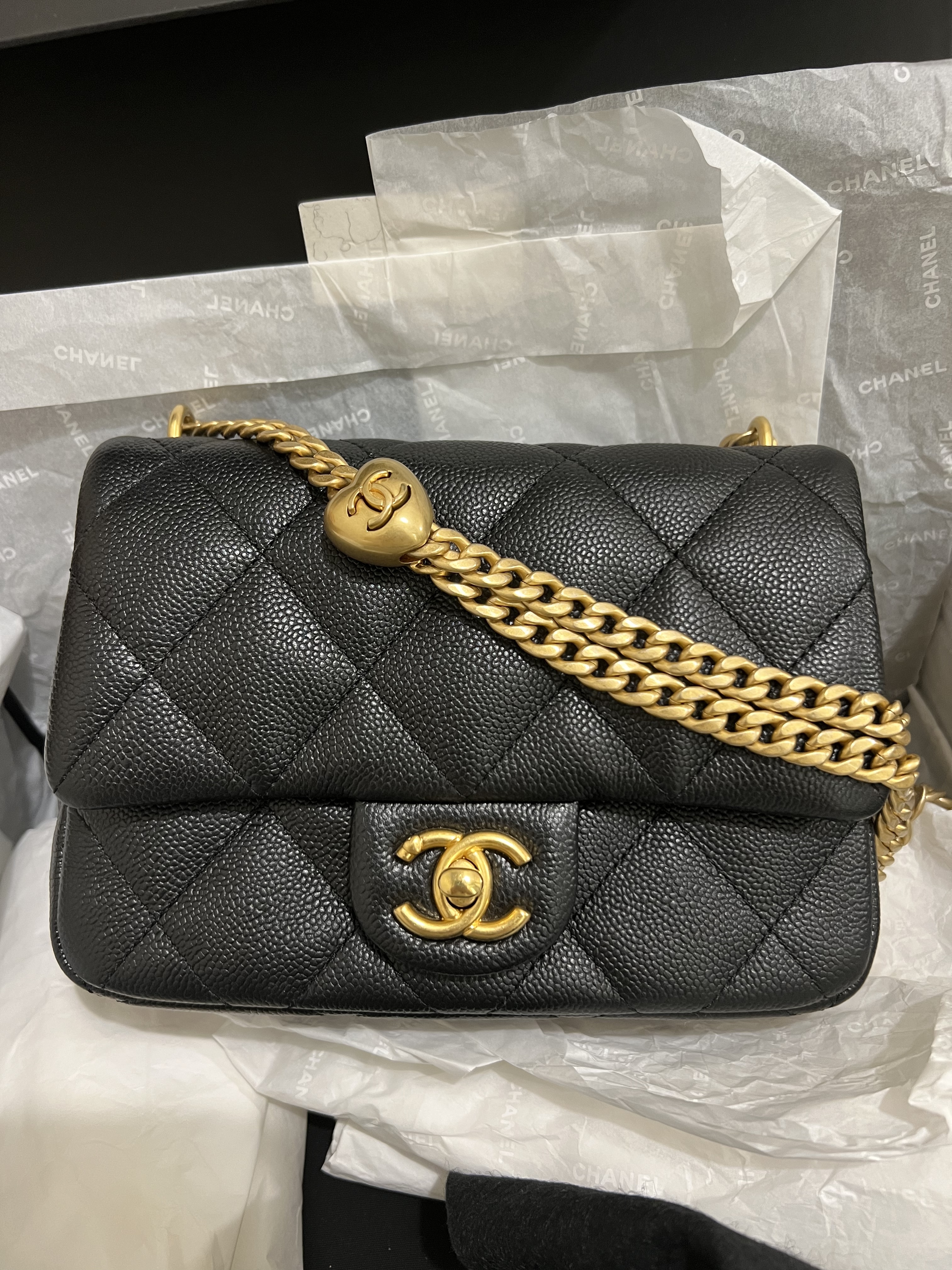 Chanel 23P Flap Bag 心心調節扣