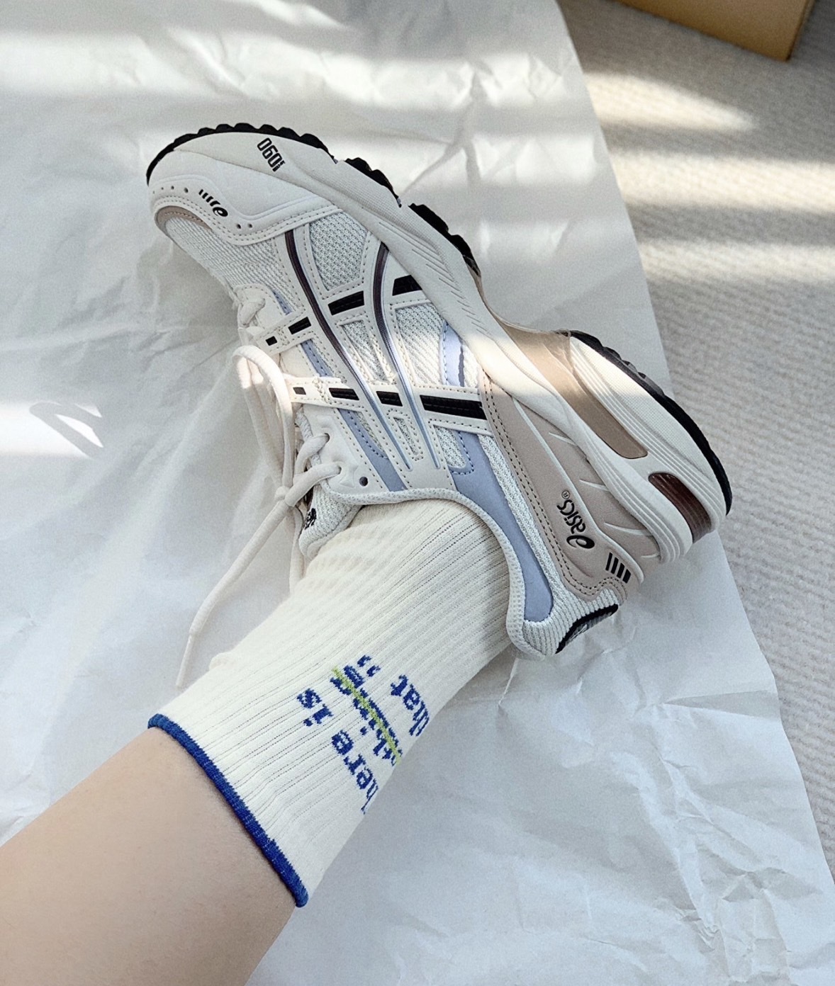 ASICS Gel-1090 米白藍 休閒慢跑鞋