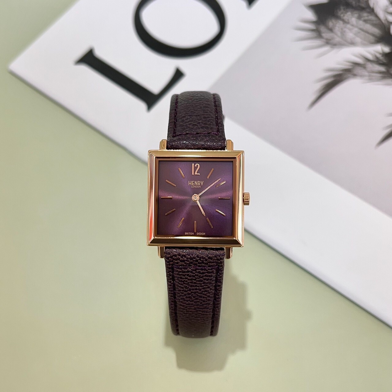 【HENRY LONDON】英倫復古風典雅方形腕錶 HL26-QS-0260 (紫) / HL26-QS-0262(灰) / HL26-QM-0266 ( 金) 26mm 現代鐘錶