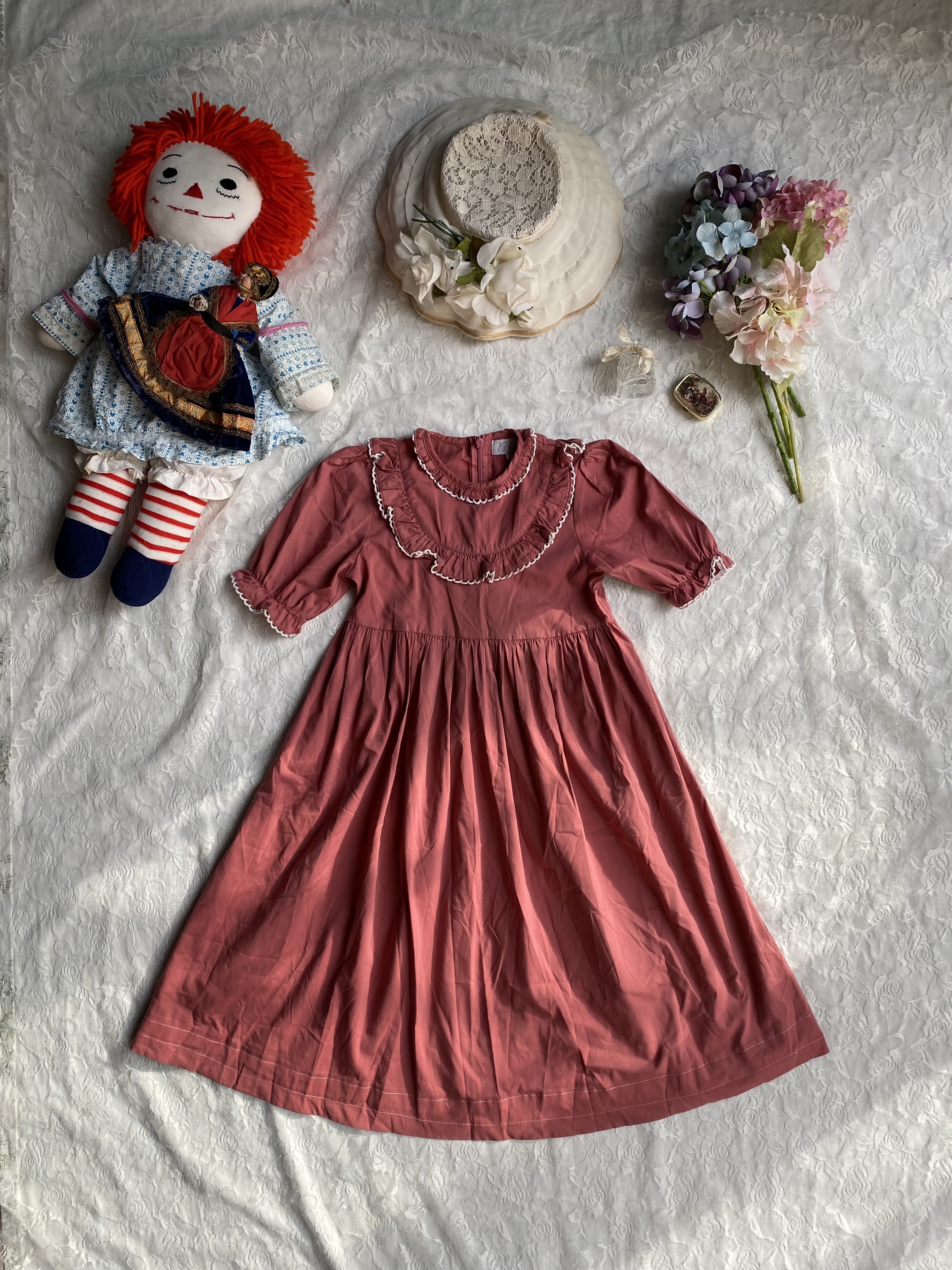 Vintage Dress / 古著白色滾邊高腰藕粉色洋裝