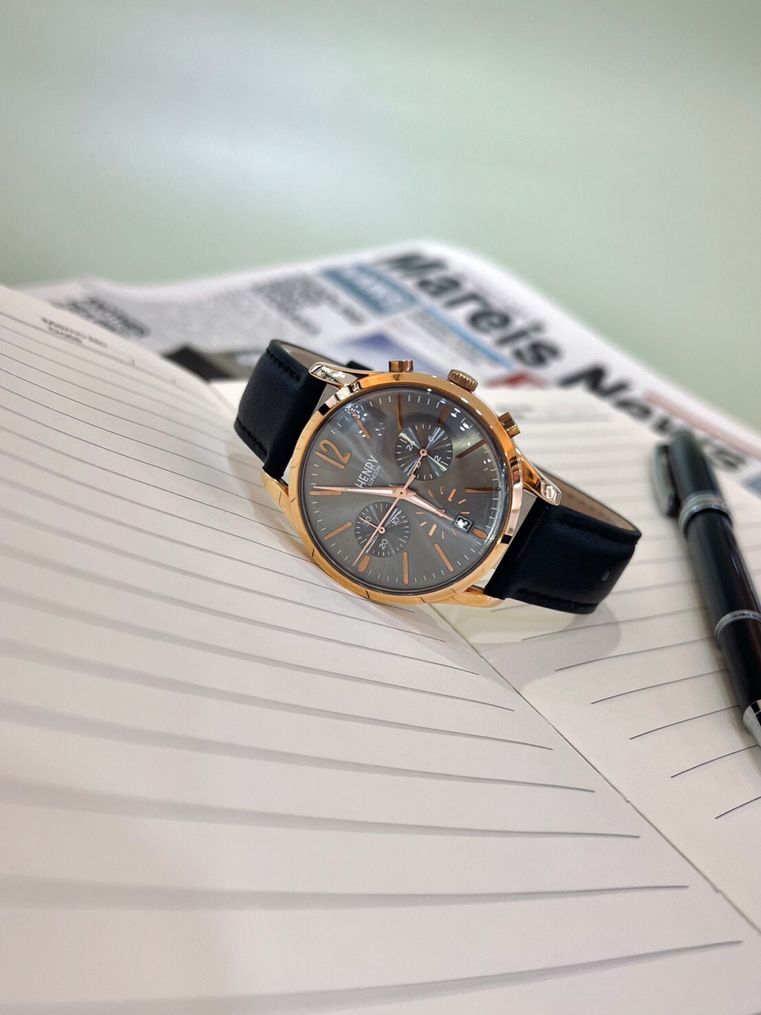 【HENRY LONDON】復古造型三眼計時手錶 - 灰HL39-CS-0122 39mm 現代鐘錶