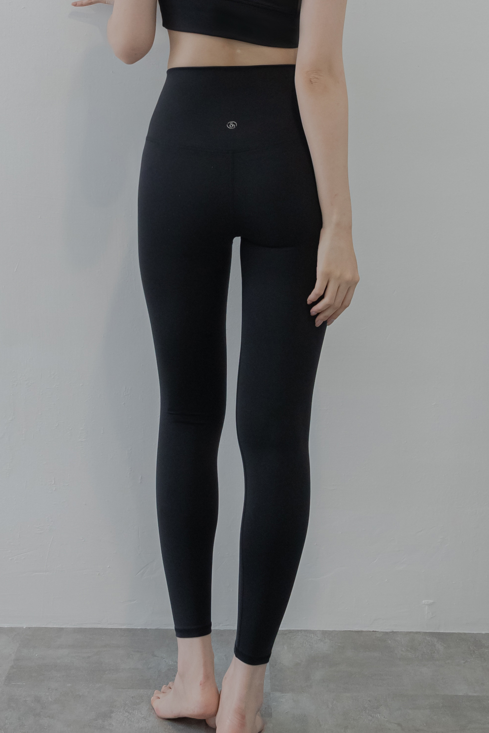 10/10 Shyni High-Rise Legging- 正黑
