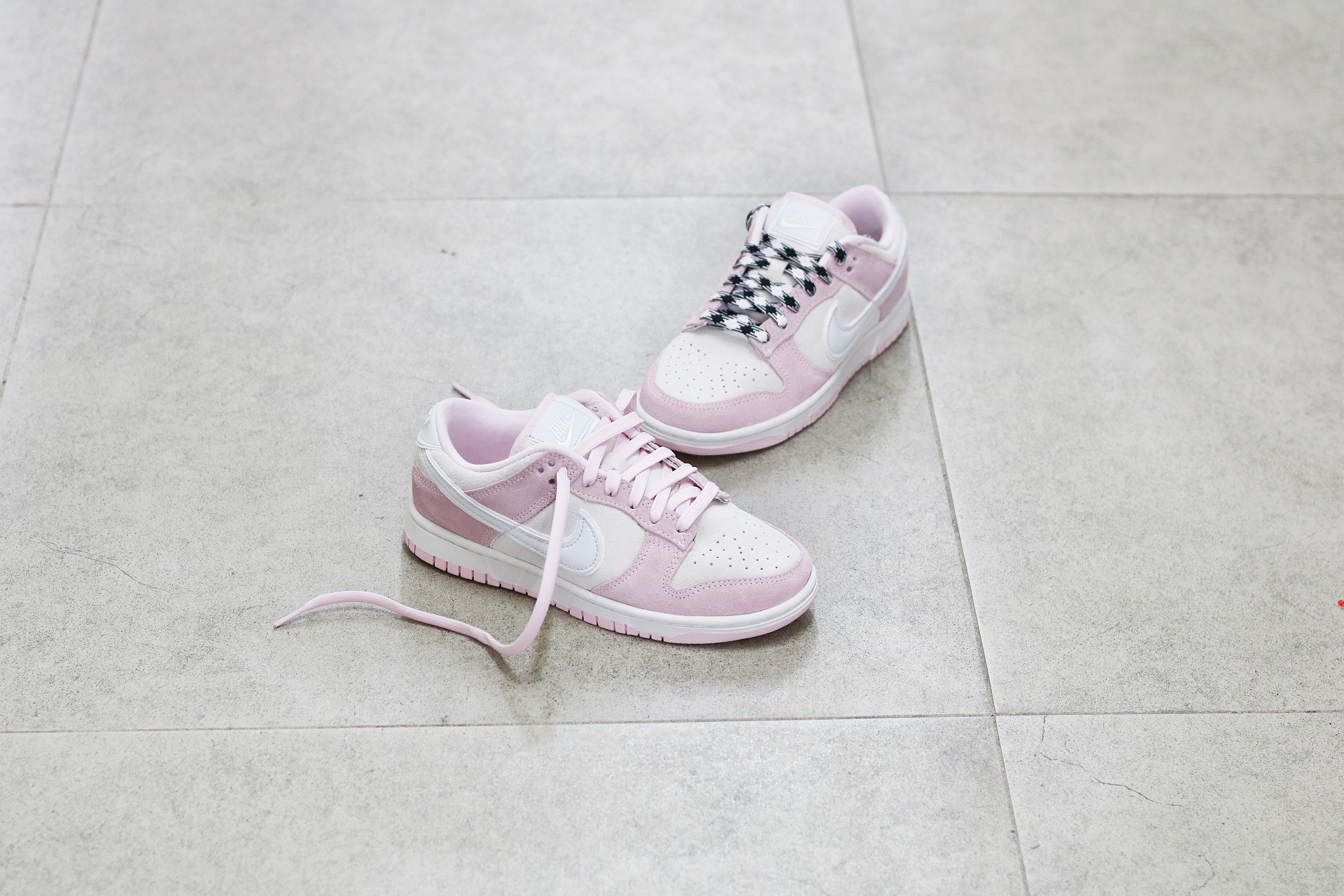 Nike Dunk Low LX Pink Foam  DV3054-600